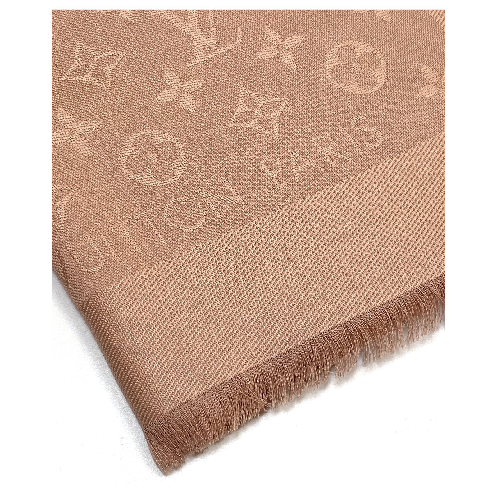 Louis Vuitton Logo Monogram Jungle Fever Printed Silk & Wool Scarf Multiple  colors ref.889224 - Joli Closet