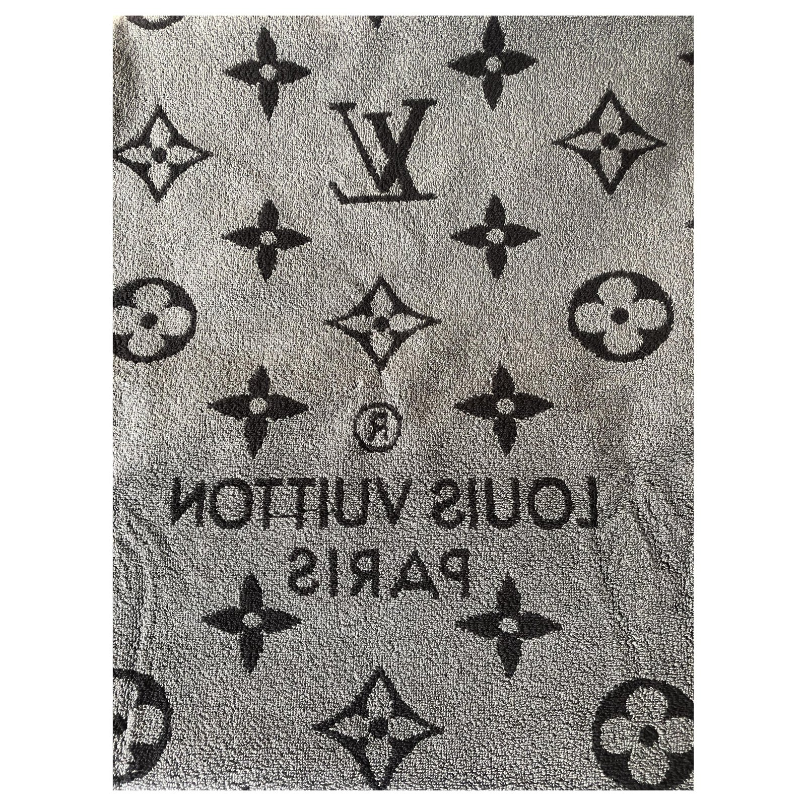 LOUIS VUITTON M73417 MonogramEclipse Serviette Vine Beach towel bath towel  Black