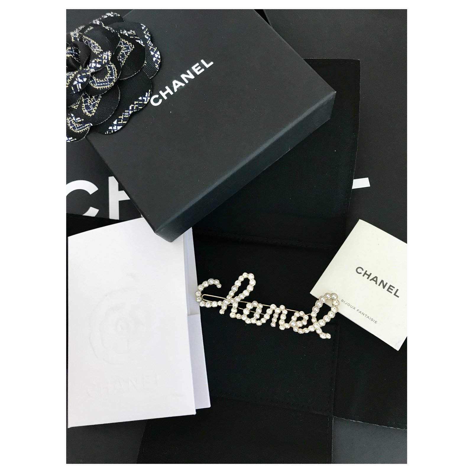 Chanel silk hair accessory Chanel Black in Silk - 27674444