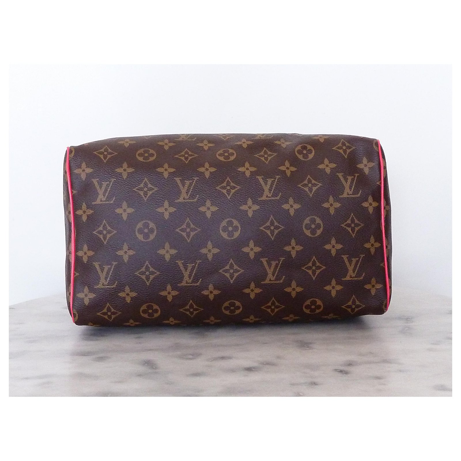 LOUIS VUITTON Speedy Monogram Totem limited edition bag Multiple colors  Cloth ref.216152 - Joli Closet