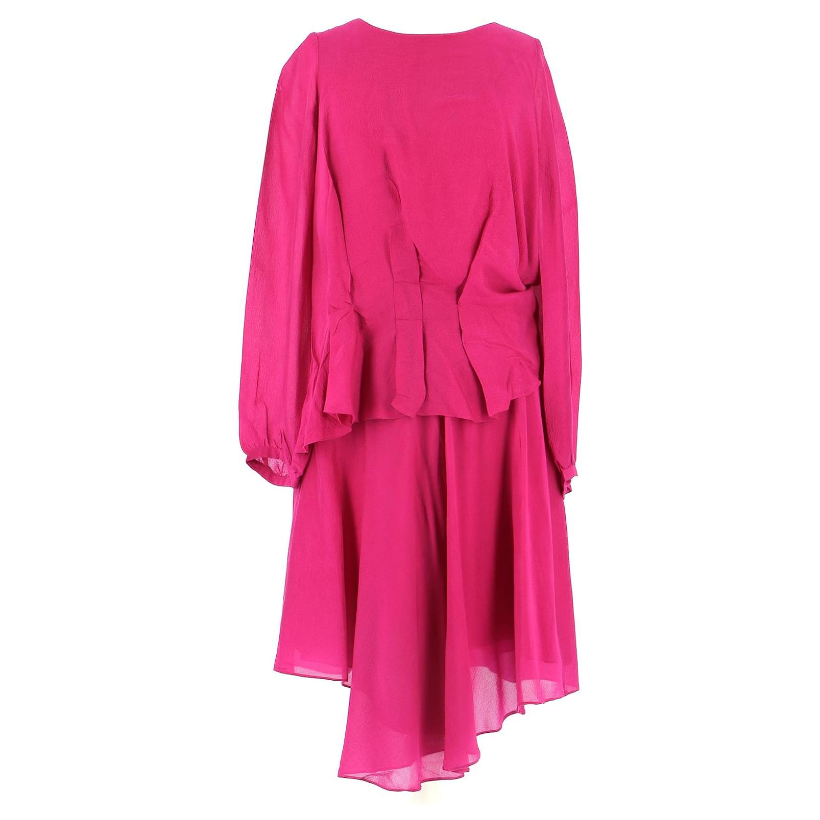 Robe Fuschia Taille L (42) – Coupe Princesse Ajustée – Manches Courtes – Occasion