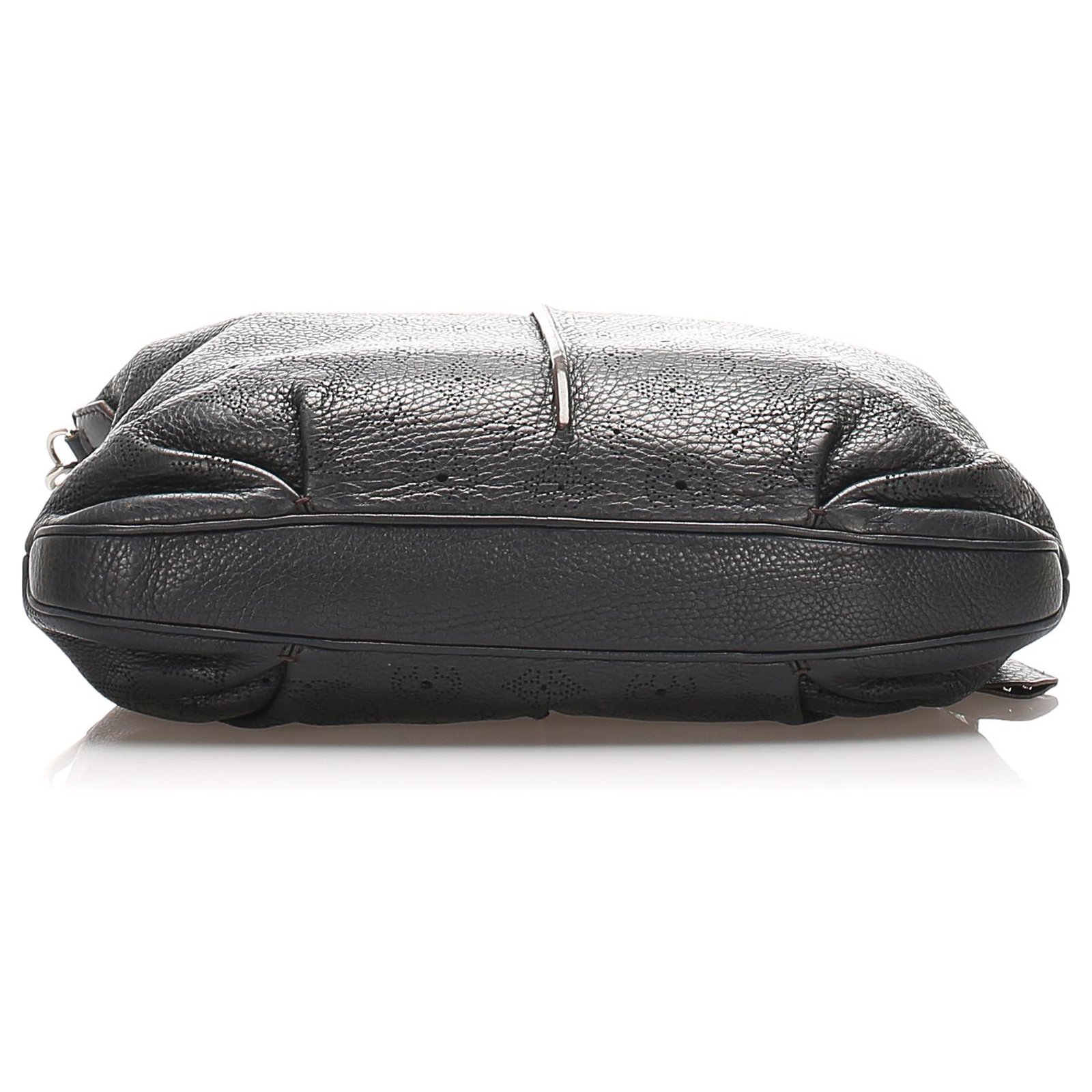 Louis Vuitton Black Mahina Selene PM Leather Pony-style calfskin ref.582031  - Joli Closet