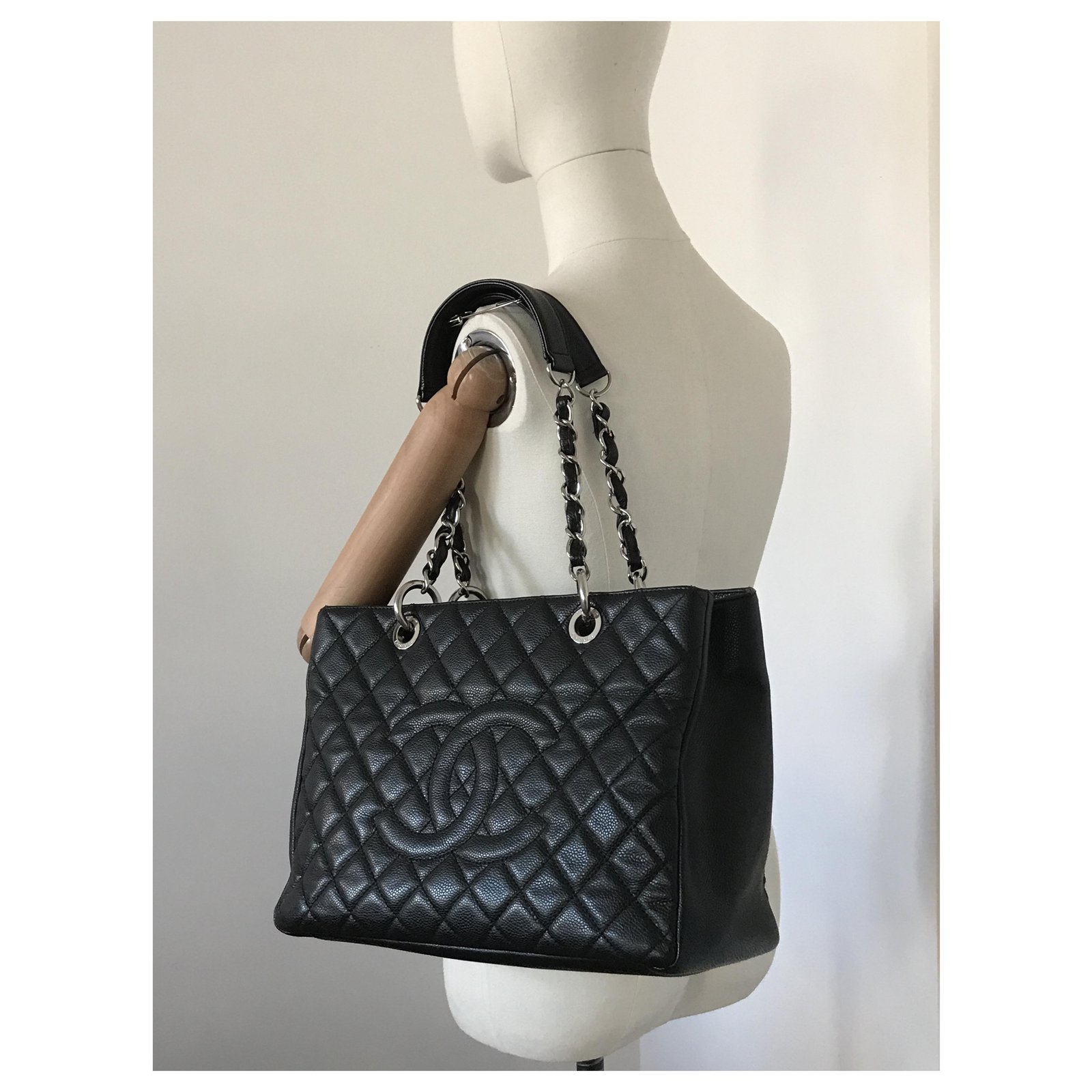 Just In….Chanel grand shopping tote