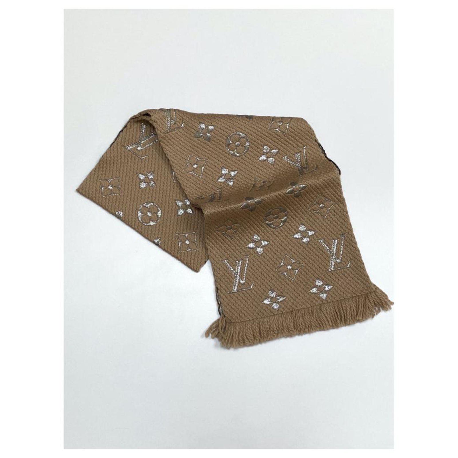 Louis Vuitton Logomania pink shine scarf Wool ref.1031443 - Joli