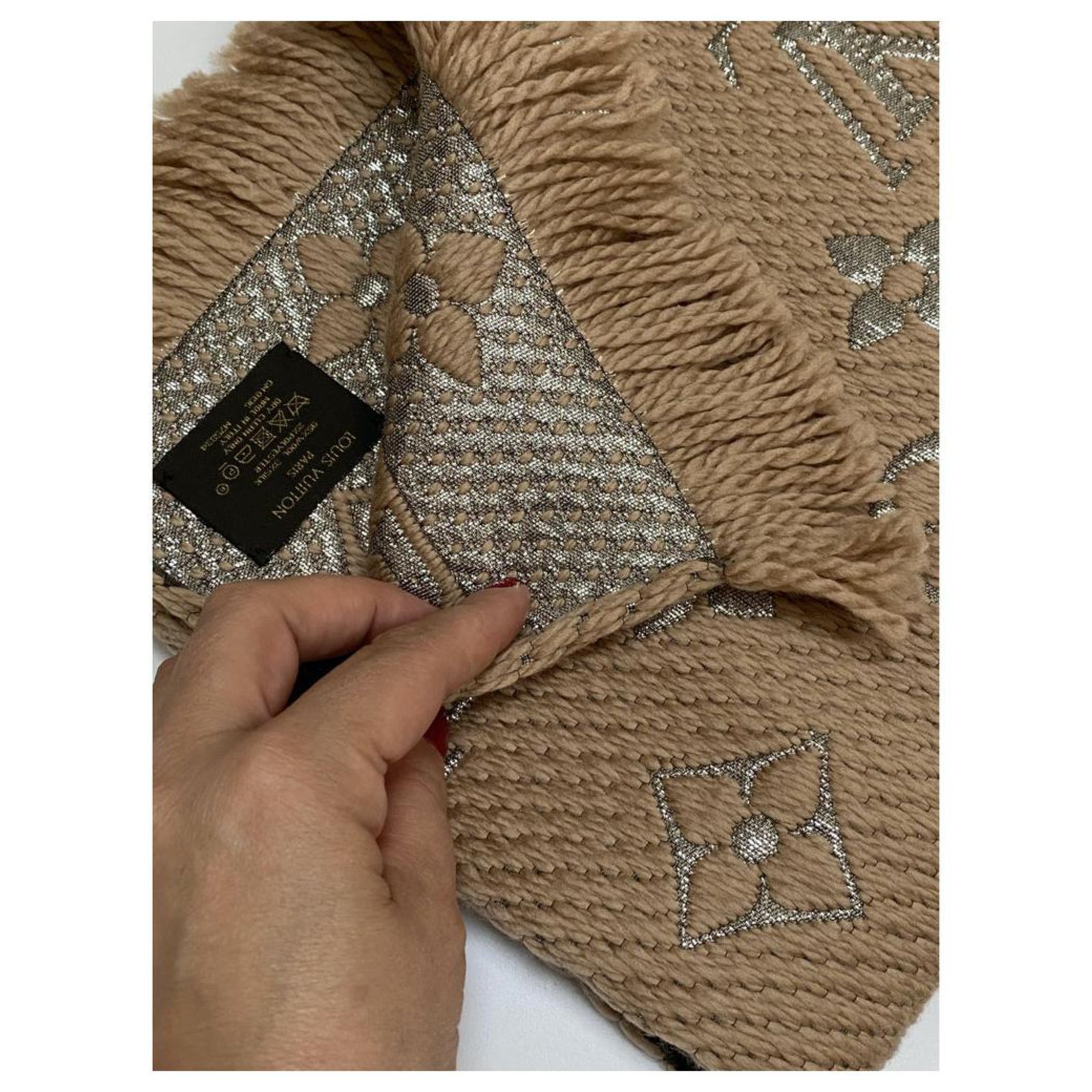 Logomania wool scarf Louis Vuitton Ecru in Wool - 13538408