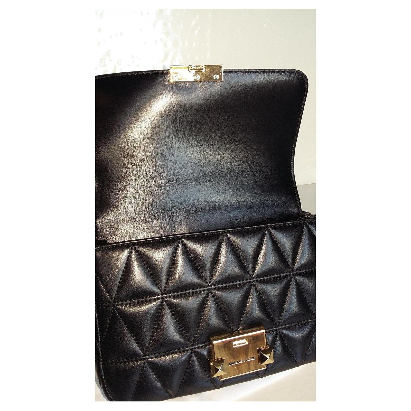 Michael Kors Emmy Black Leather ref.990691 - Joli Closet