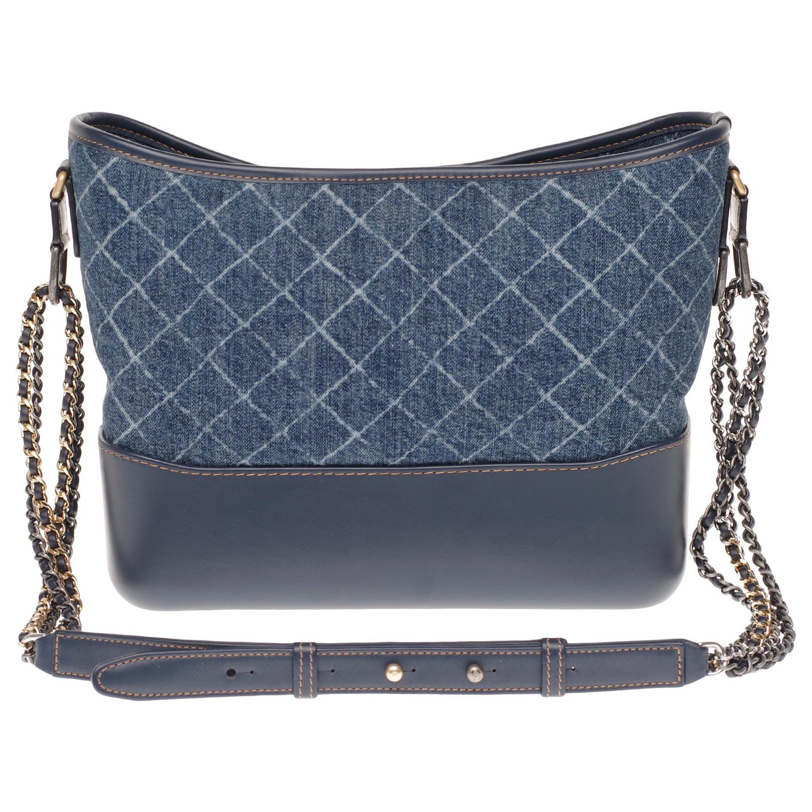 Lovely Chanel Gabrielle small model handbag in blue denim and gold and  silver metal hardware ref.221343 - Joli Closet