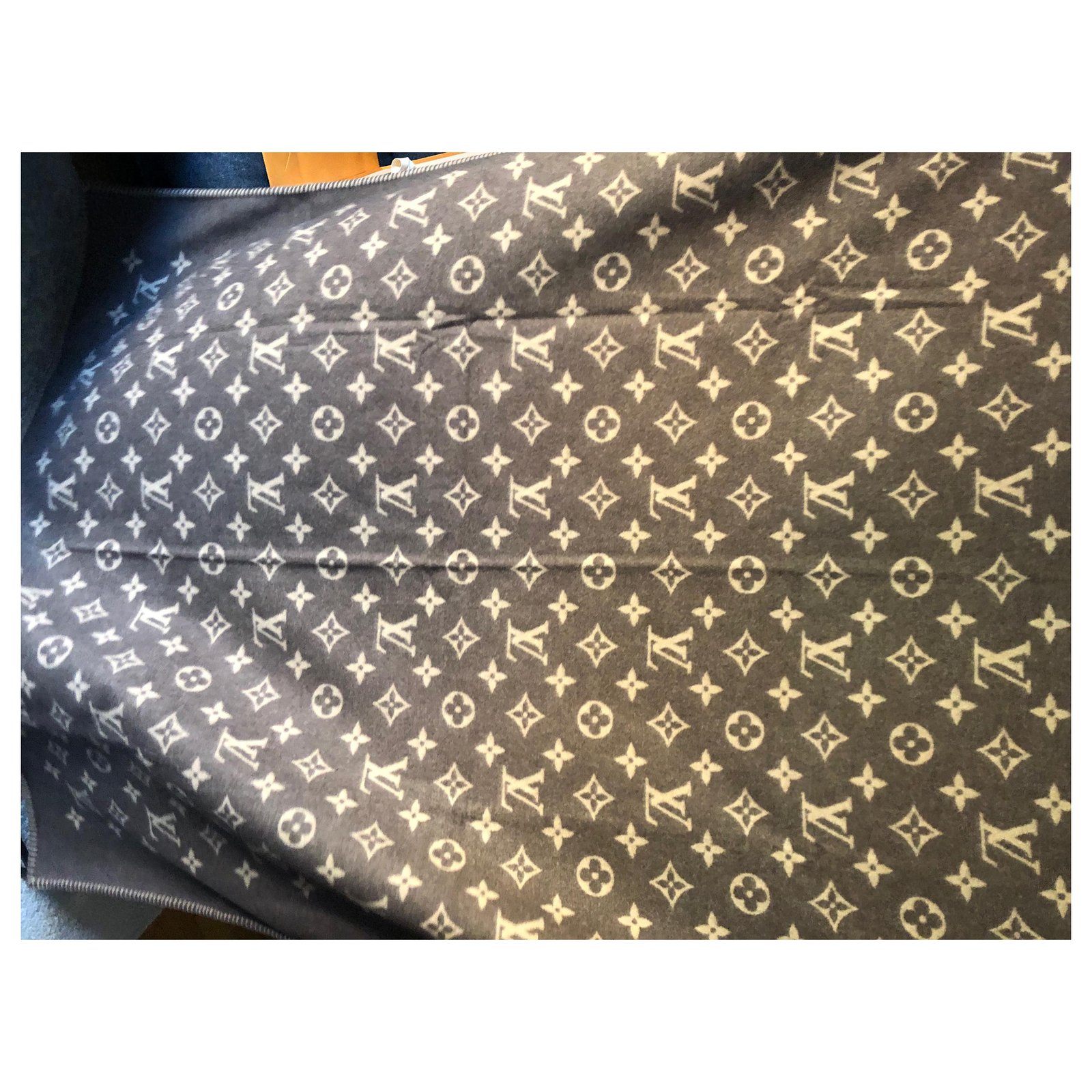 Louis Vuitton LV Blanket new Brown Wool ref.221480 - Joli Closet