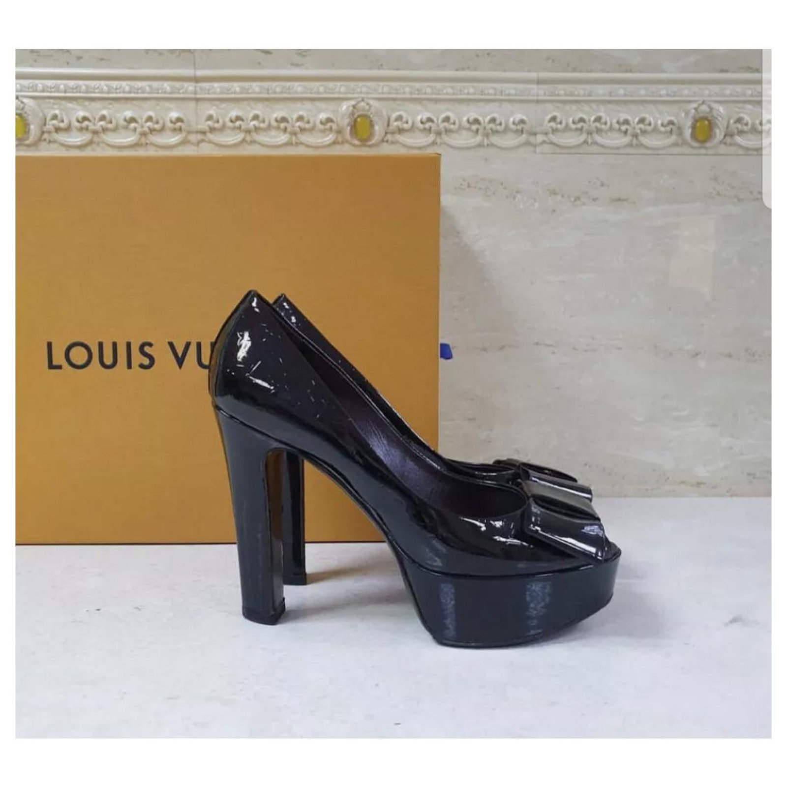 Louis Vuitton Black Monogram Vernis True Peep Toe Platform Pumps