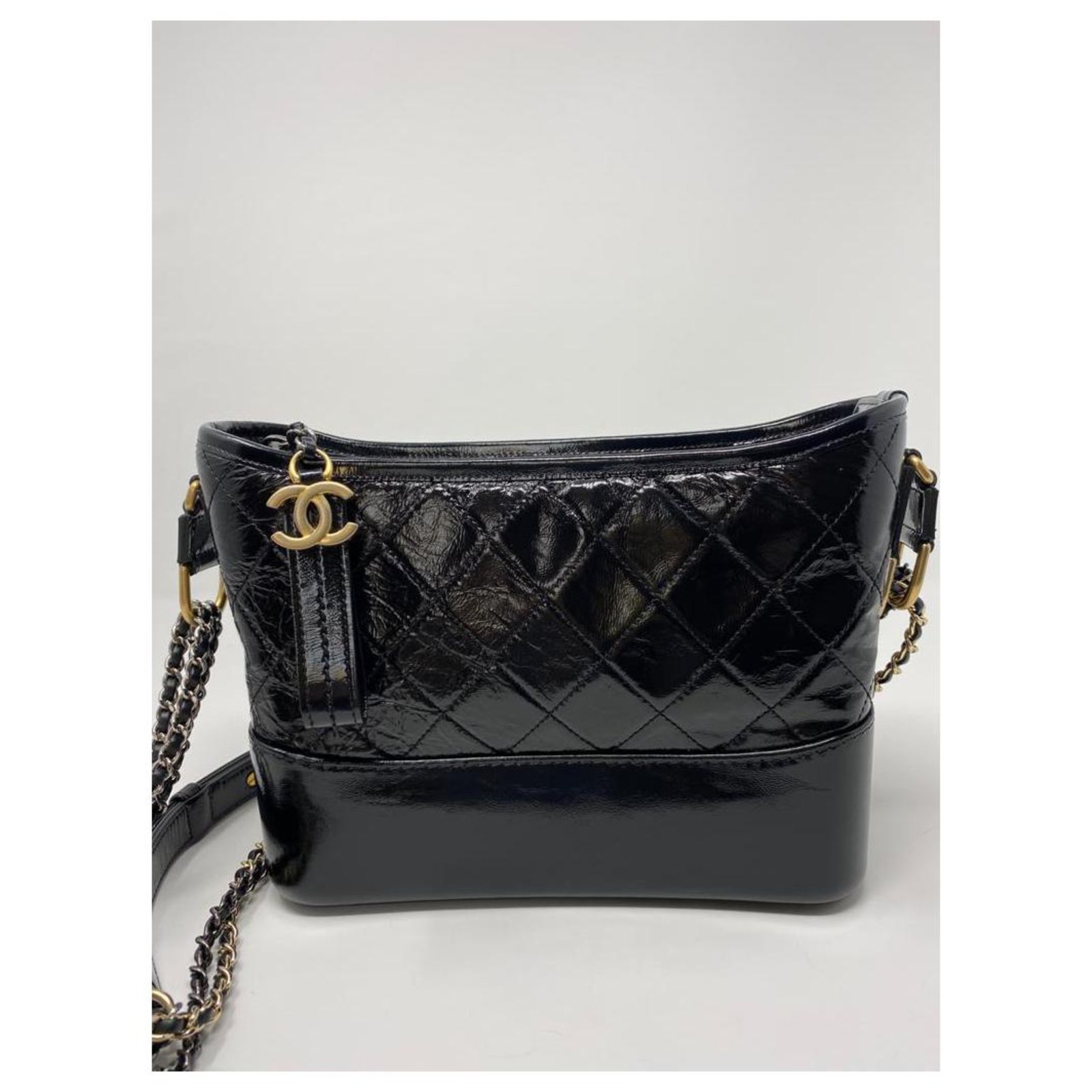Chanel Gabrielle Medium Hobo Black Leather ref.80778 - Joli Closet