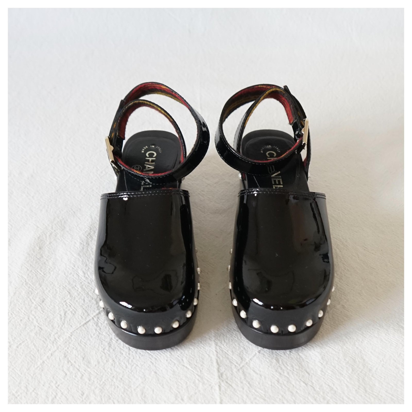 Chanel Clogs Black Patent leather ref.222829 Joli Closet