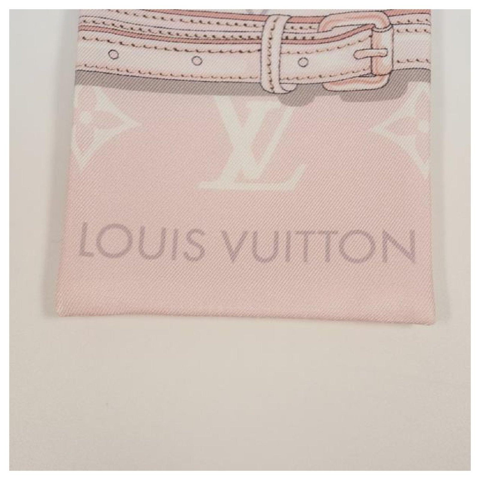 Louis Vuitton pink confidential twilly scarf – My Girlfriend's