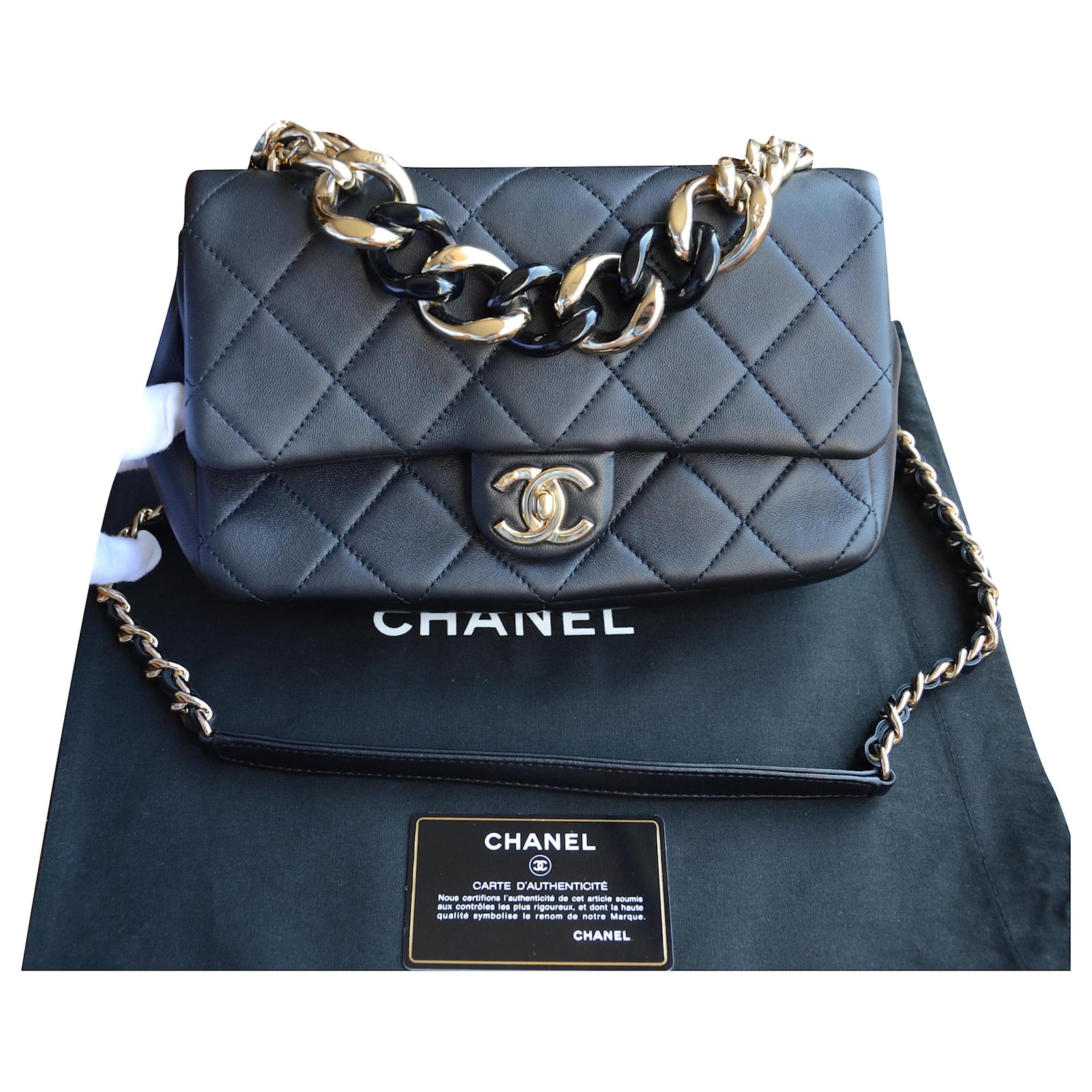 Chanel Flap Bag Cruise 2020 Black Golden Leather ref.225257 Joli Closet