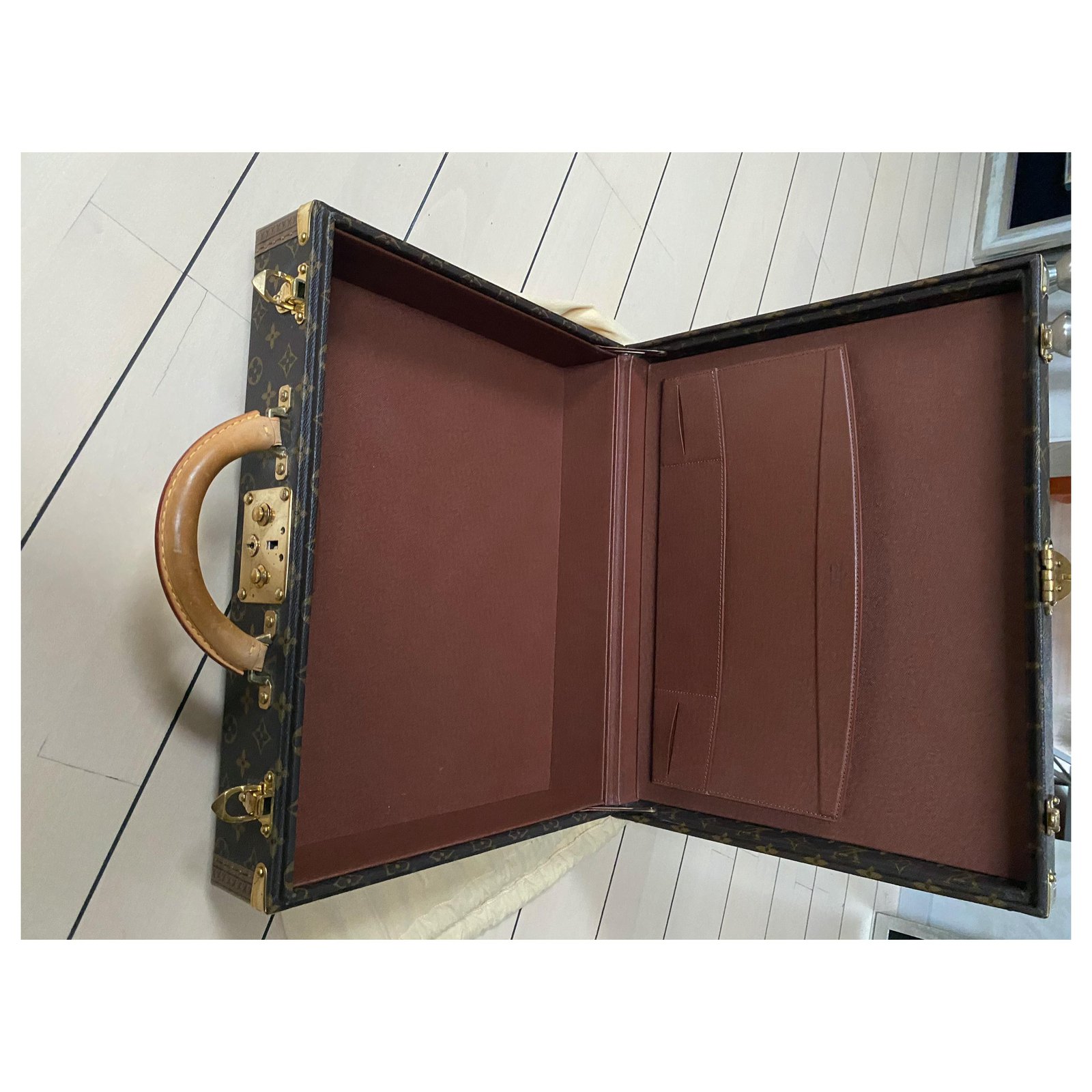 Louis Vuitton Iphone Case Brown Cloth ref.441782 - Joli Closet