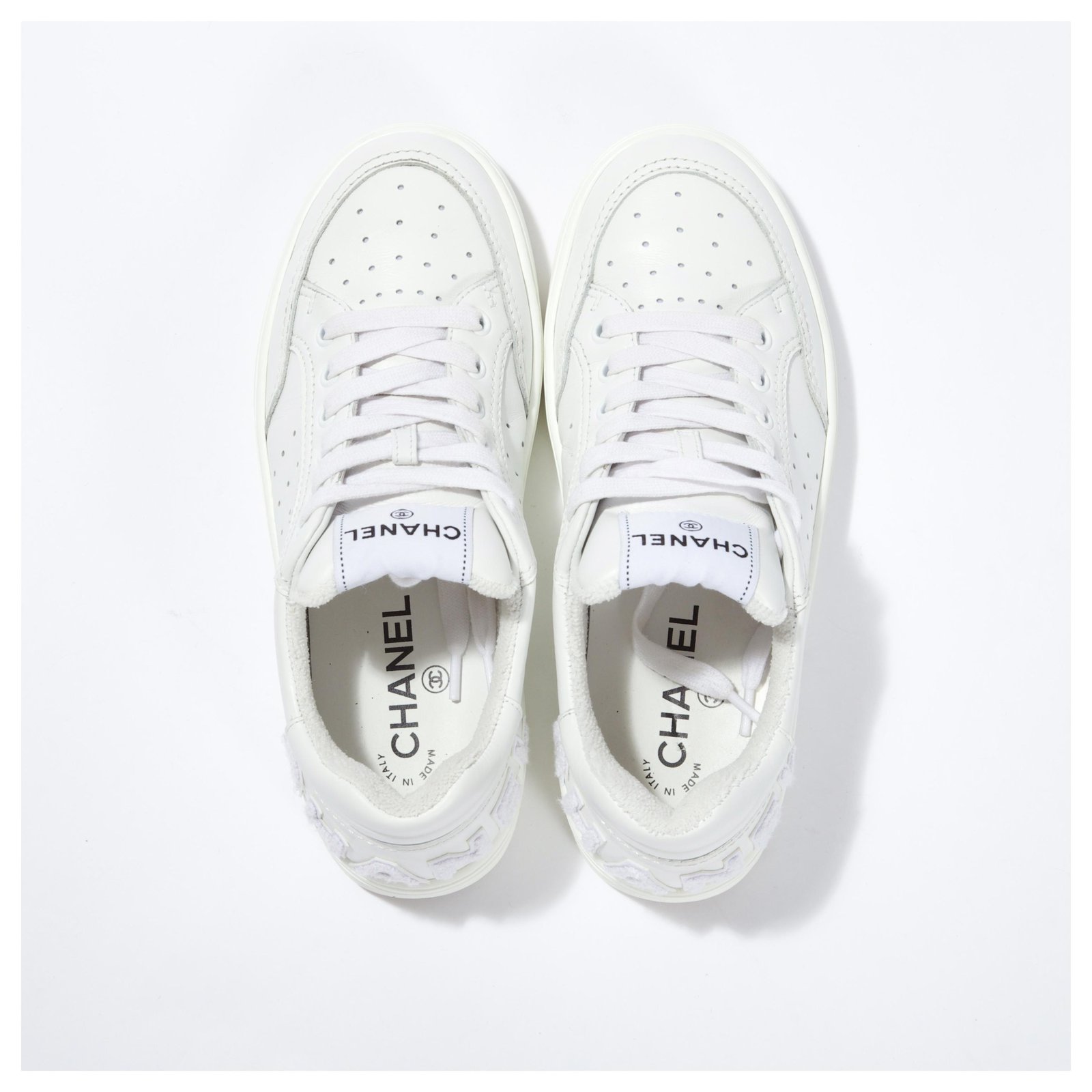 Chanel 20P Sneakers White calf leather Leather Low Top Lace Up Trainers ...