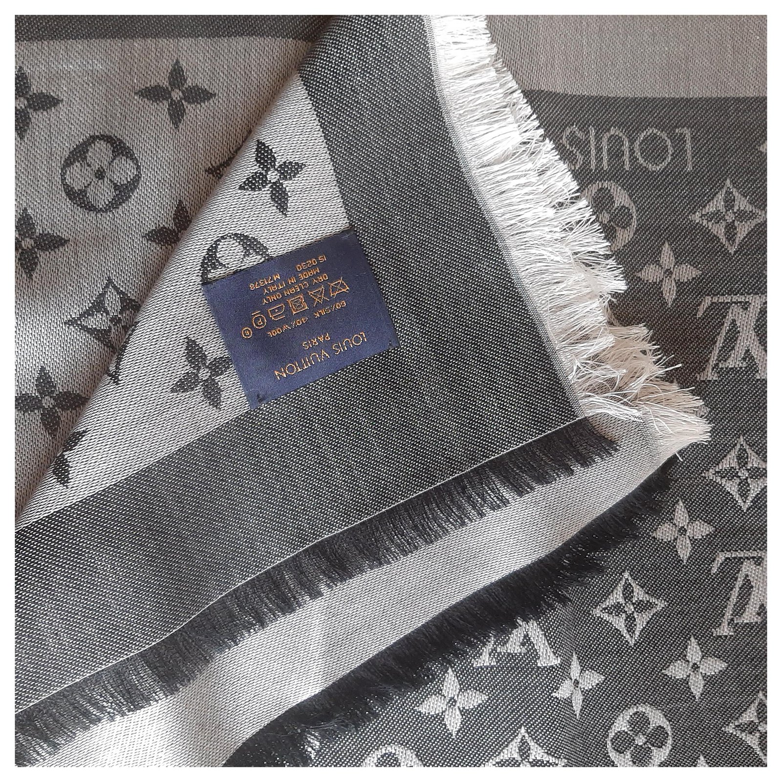 Scialle Louis Vuitton Monogram denim Blue Silk Wool ref.239928