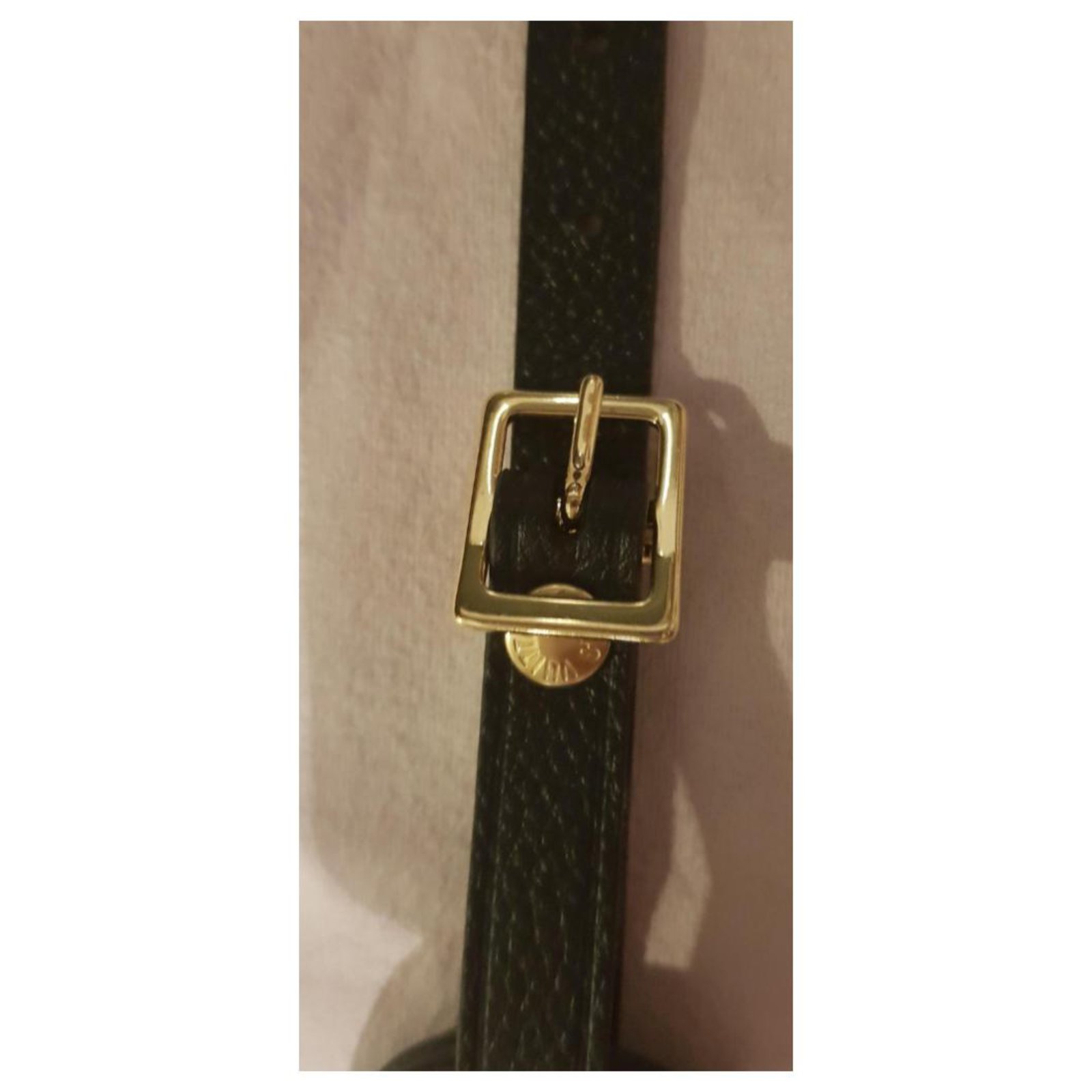 Louis Vuitton Bag charms Black Leather ref.100974 - Joli Closet