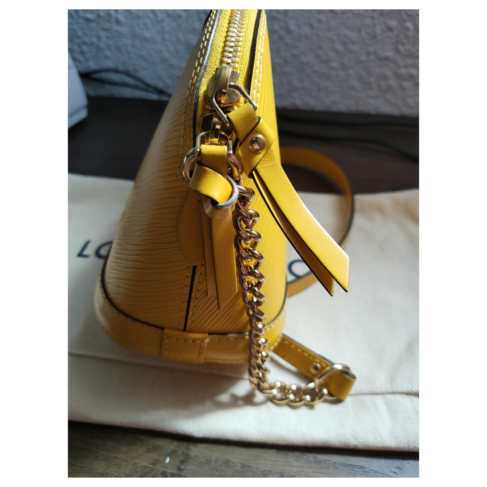 Réplique Louis Vuitton Epi Cuir Alma BB M40853 petit jaune à