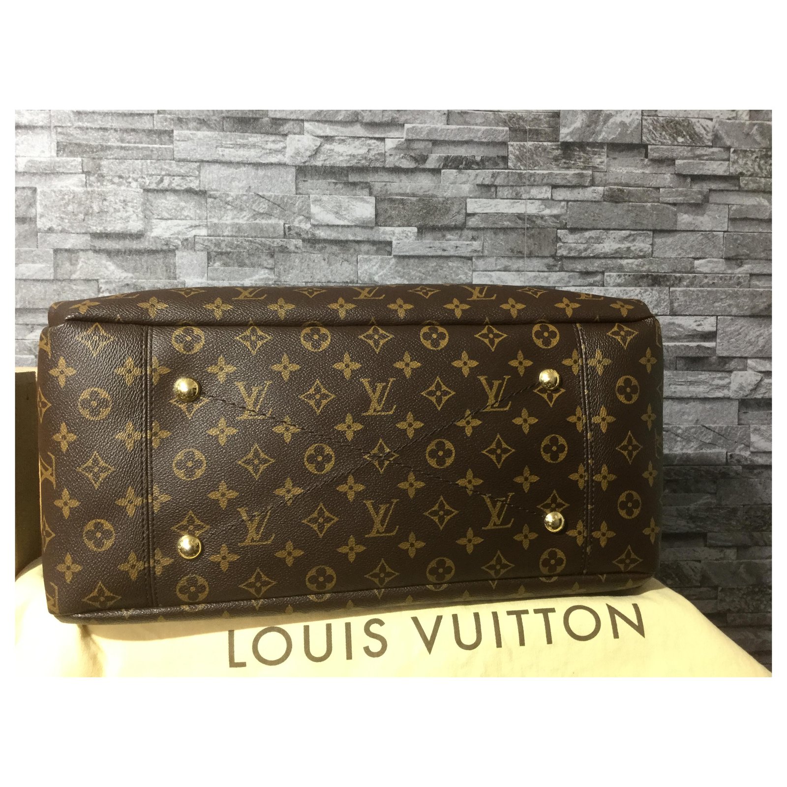 Original Louis Vuitton Artsy MM Safran Limited Edition 2018 As