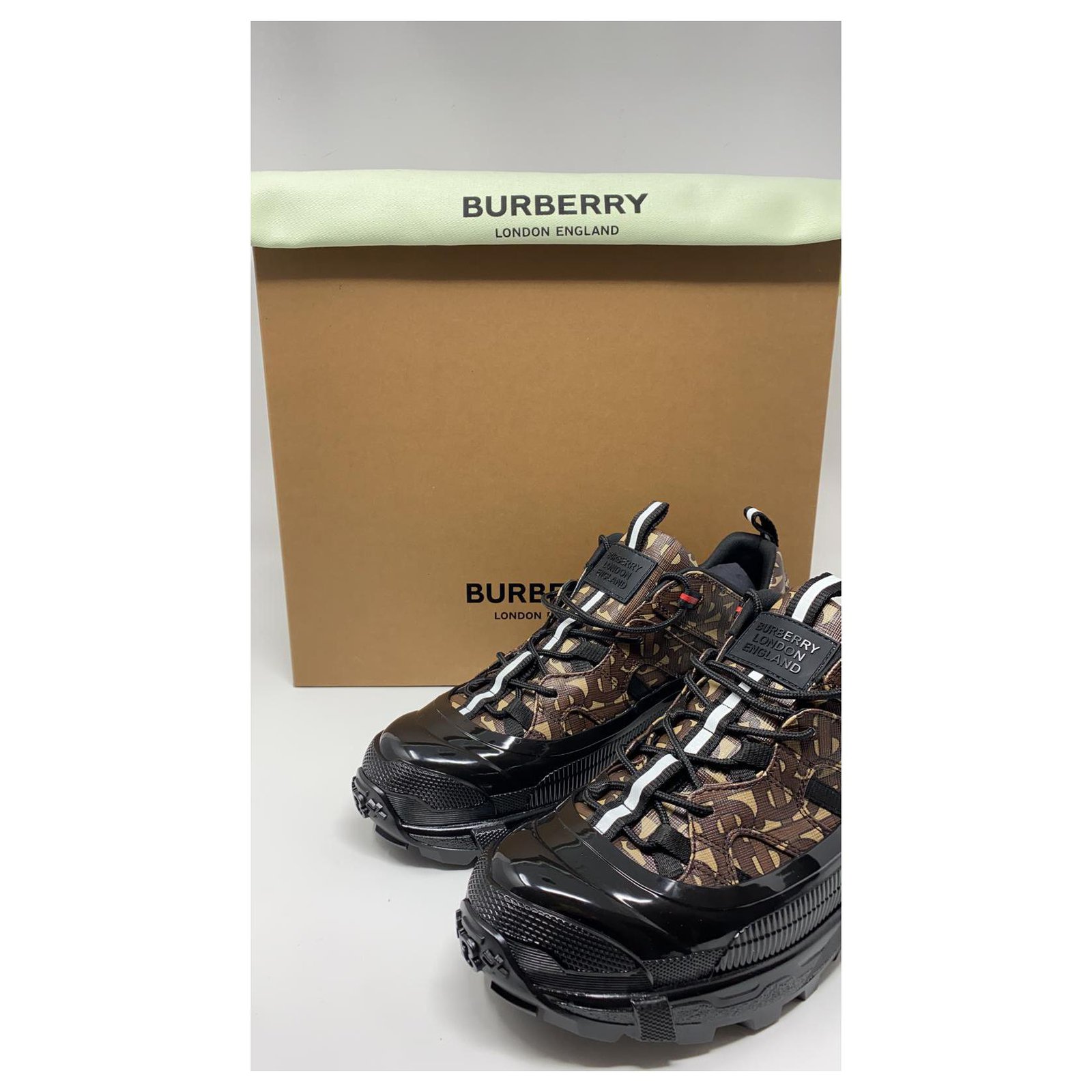 BURBERRY Monogram Print E-canvas Arthur Sneakers Multiple colors Leather   - Joli Closet