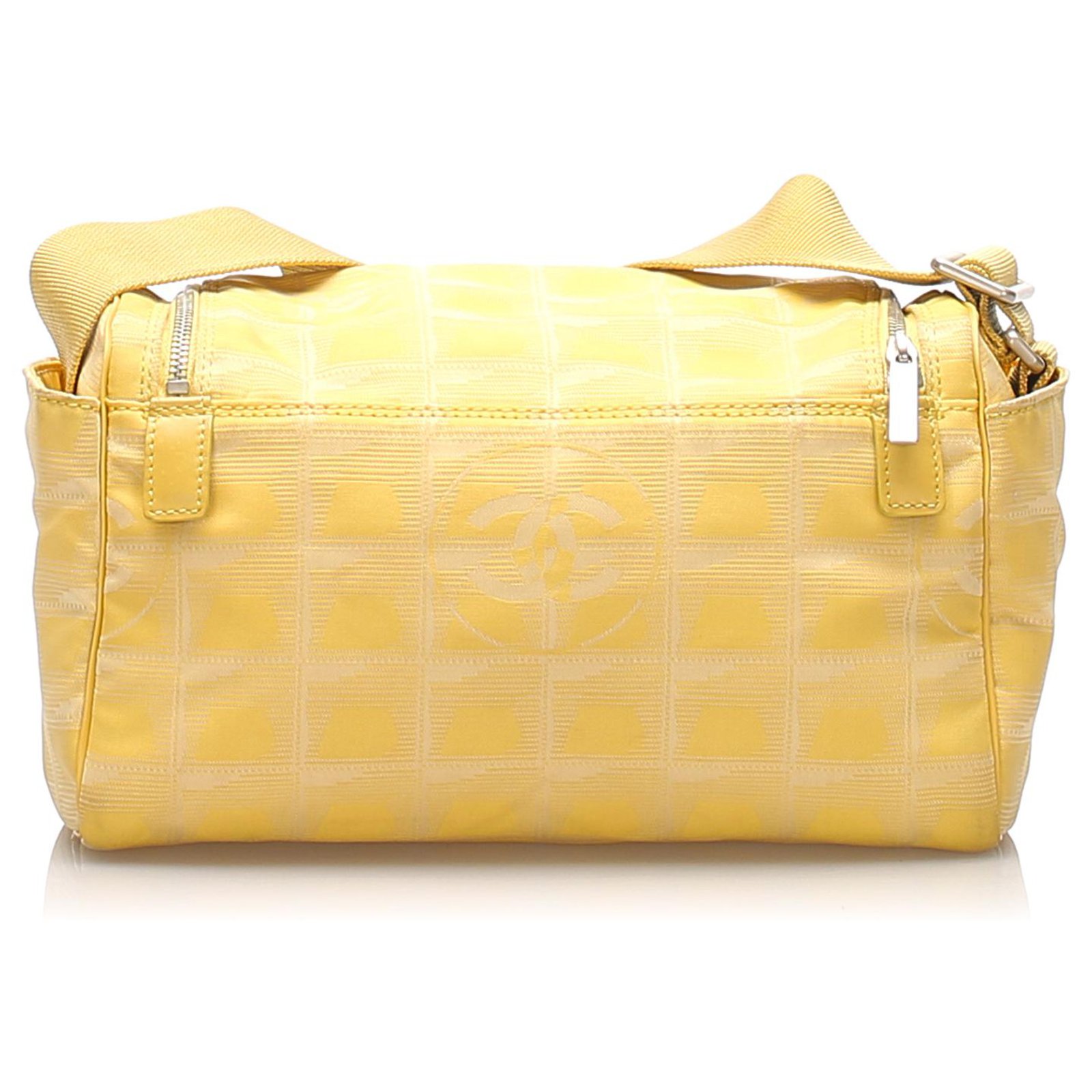 Chanel Shoulder Bag New Travel Line Beige Nylon 1251989 – ELIANA BENADOR
