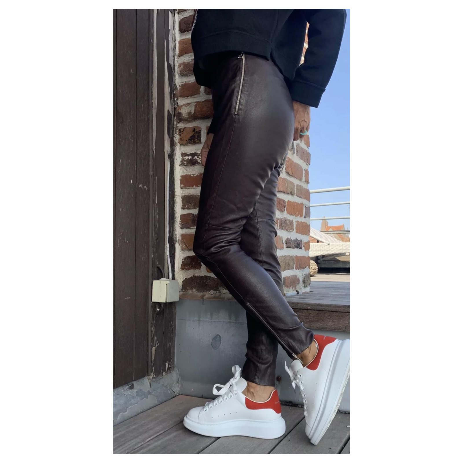Louis Vuitton Pants, leggings Dark brown Leather ref.493197 - Joli