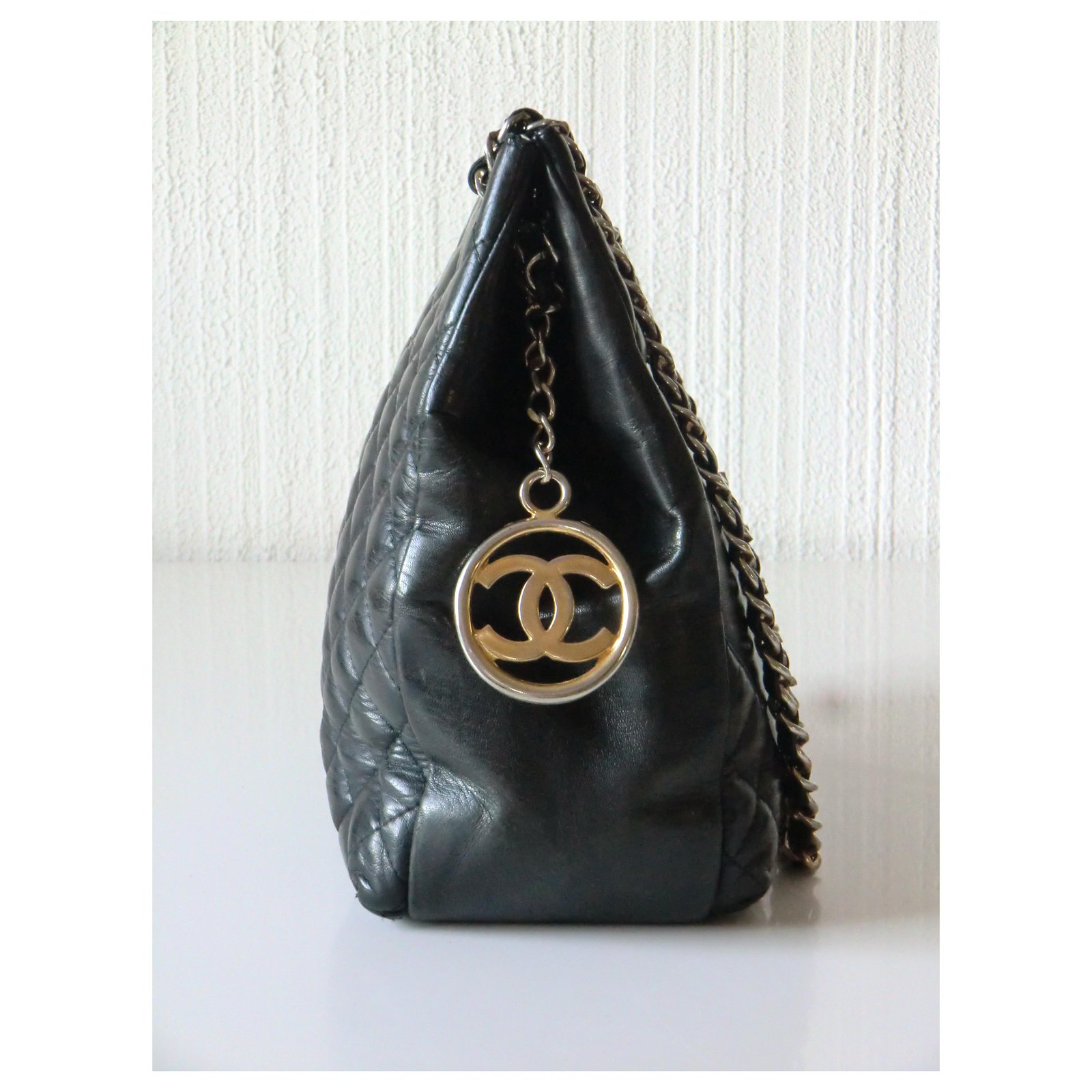 vintage chanel handbag black leather