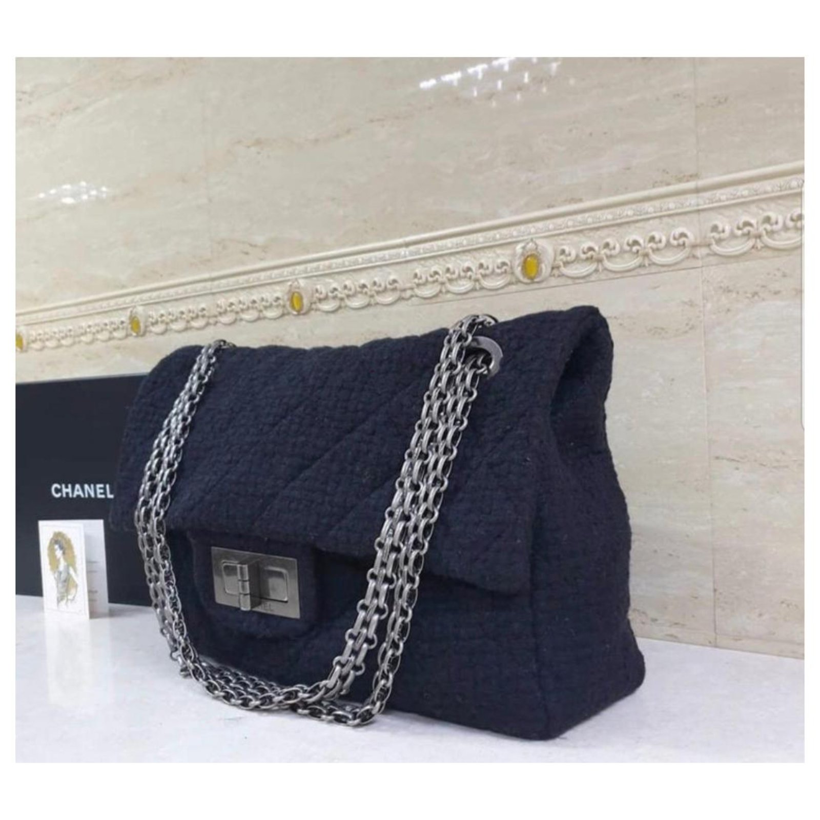 Chanel 2.55 Reissue Xxl Quilted Maxi Jetsetter Black Tweed Shoulder Bag  Dark blue ref.232224 - Joli Closet