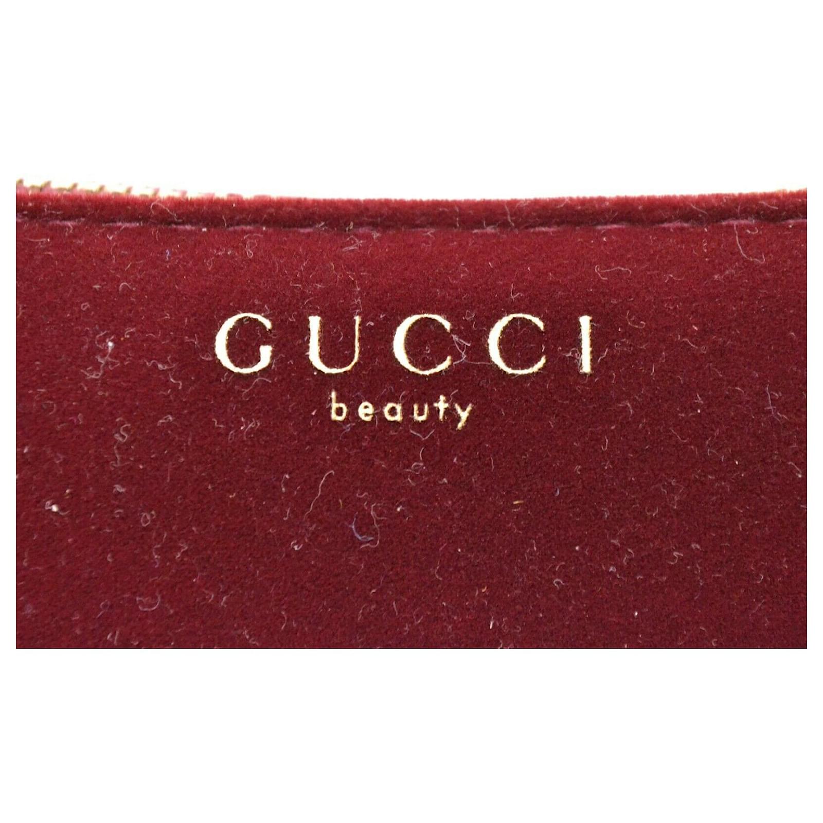 Gucci Clutch bag Red Velvet Joli Closet