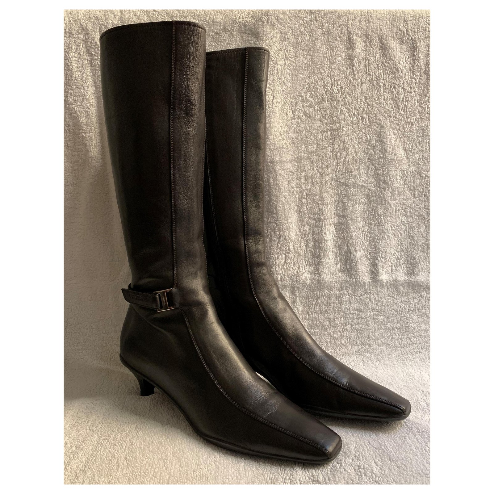 Prada boots Black Leather ref.76234 - Joli Closet