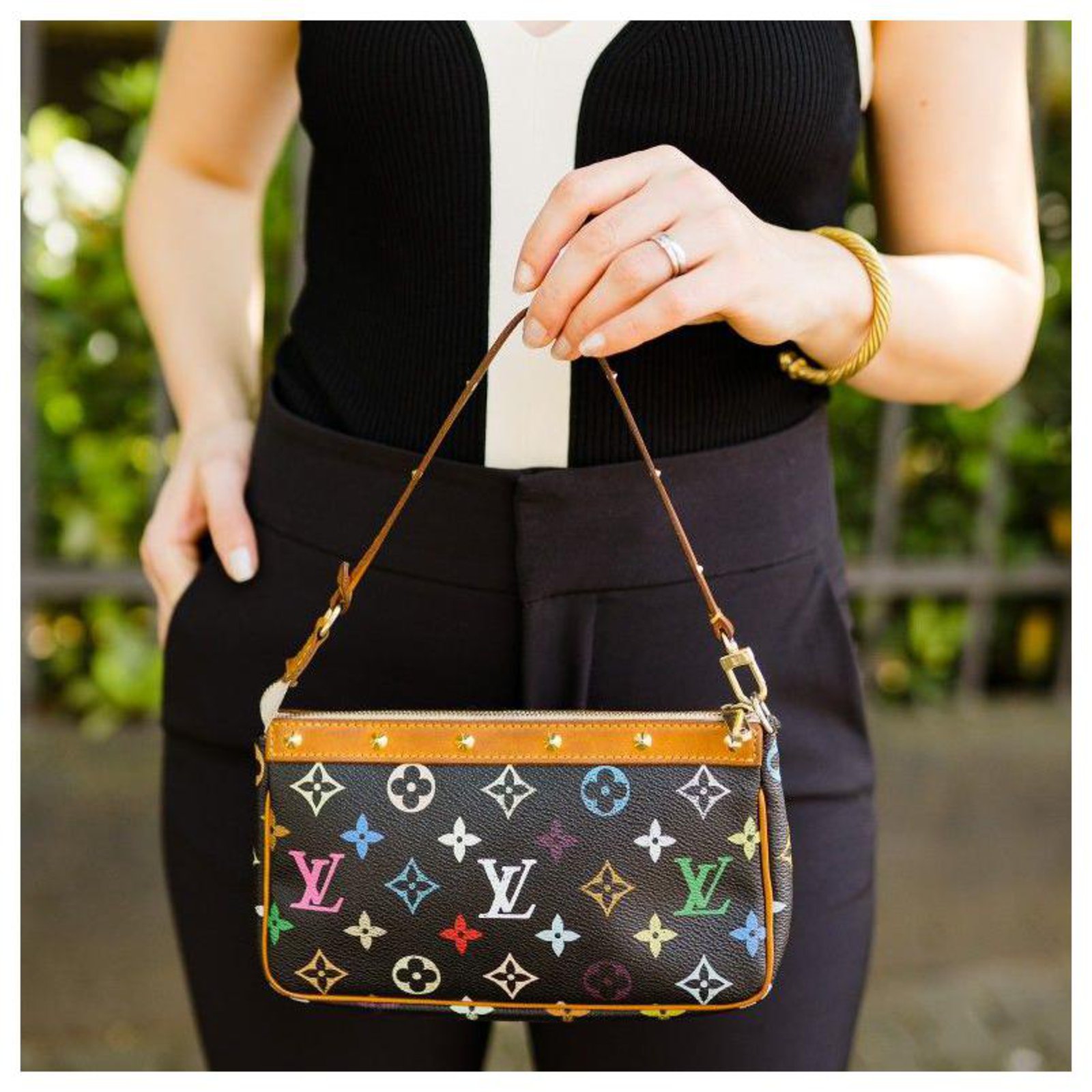 Louis Vuitton Handbags Multiple colors Leather Cloth ref.234478