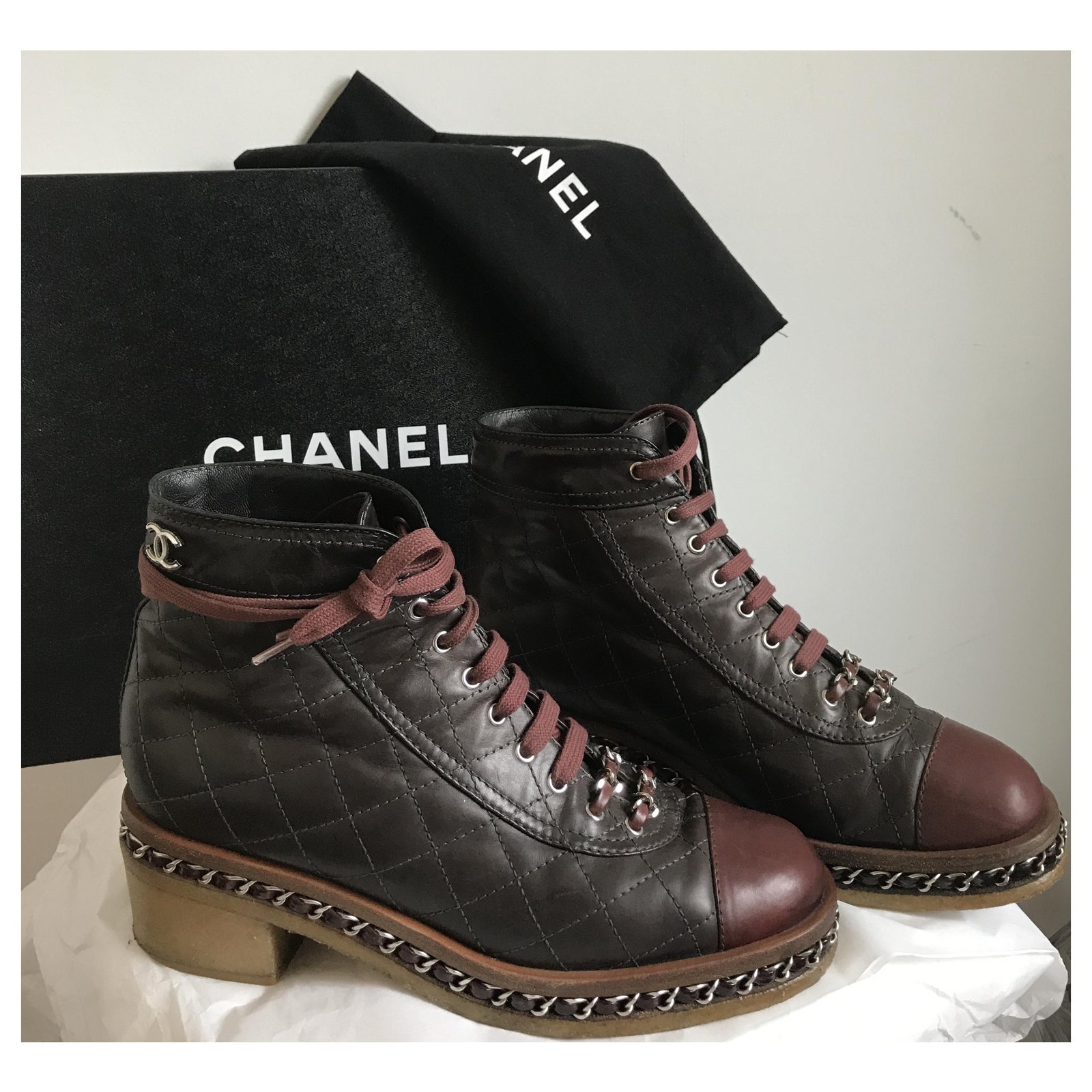 Chanel Chain Around Combat Biker Ankle Boots Brown Dark red Dark brown  Leather ref.241128 - Joli Closet