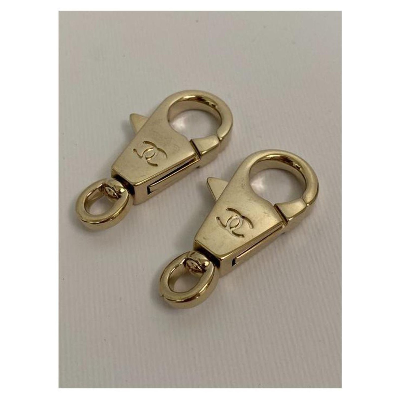 2 Chanel Logos Gold Carabiner bag charms Gold hardware Metal ref