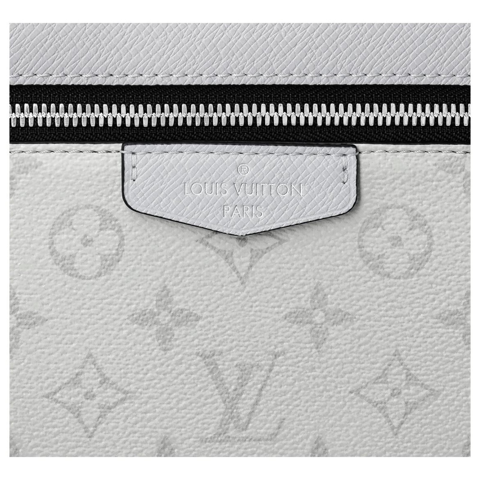 Louis Vuitton LV Outdoor messenger nuevo Blanco Cuero ref.237405