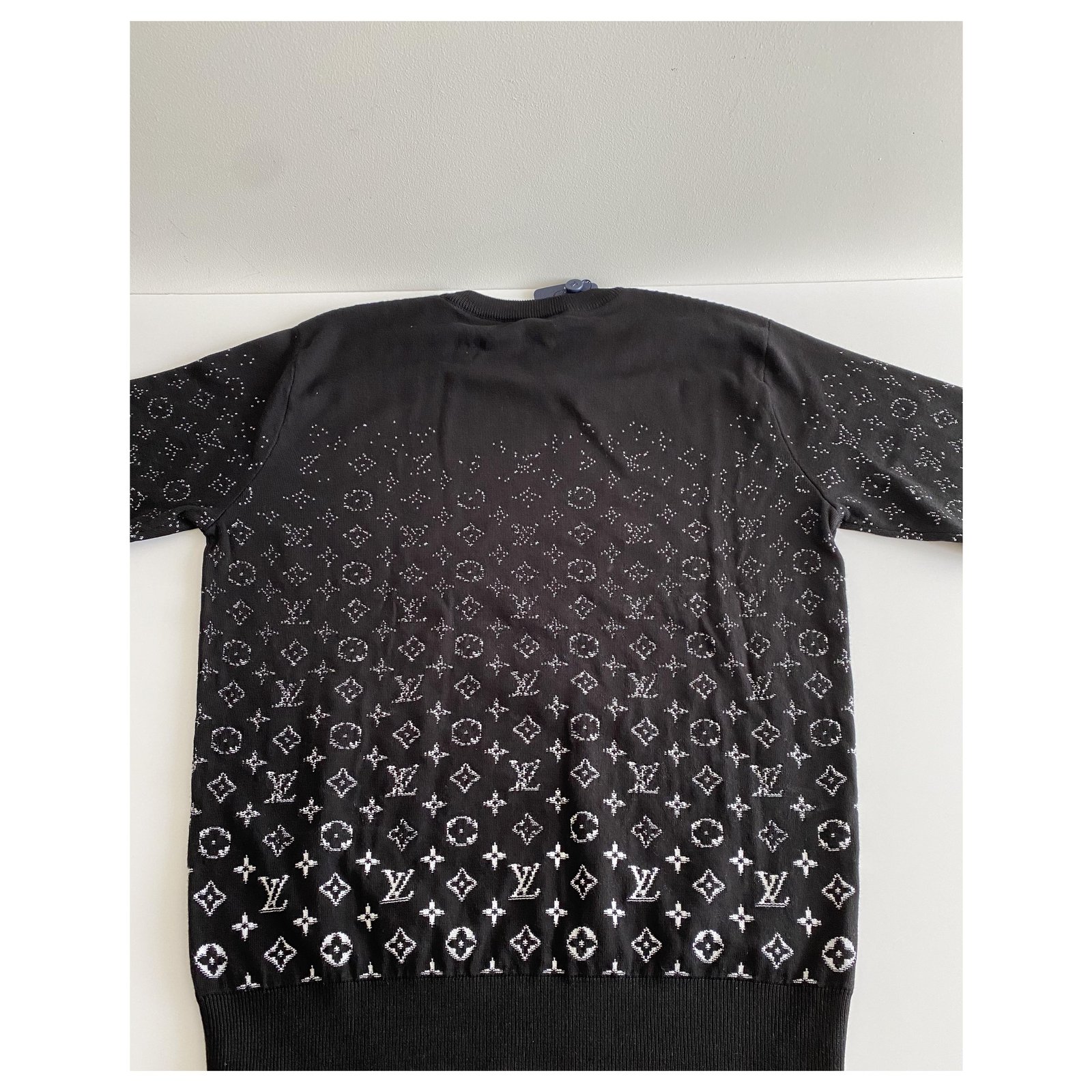 Louis Vuitton National Park Sweatshirt in Black Cotton ref.899822 - Joli  Closet
