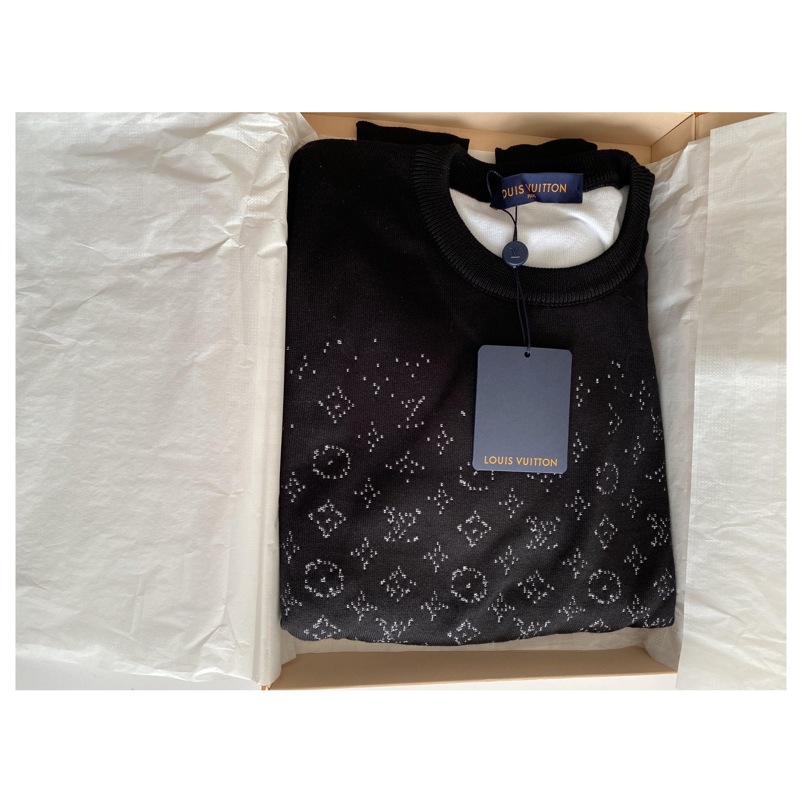 Louis Vuitton LV Embroidered Turtleneck Sweater in Black Cotton ref.876614  - Joli Closet