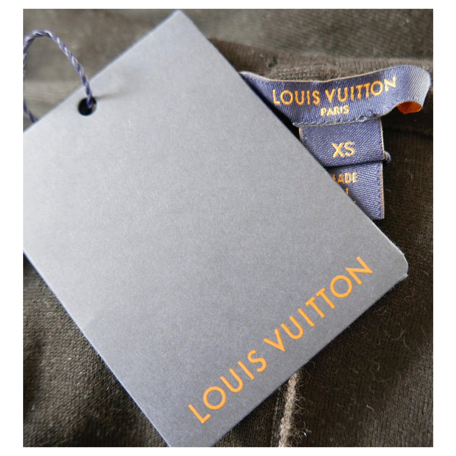 Louis Vuitton Hang Tag 