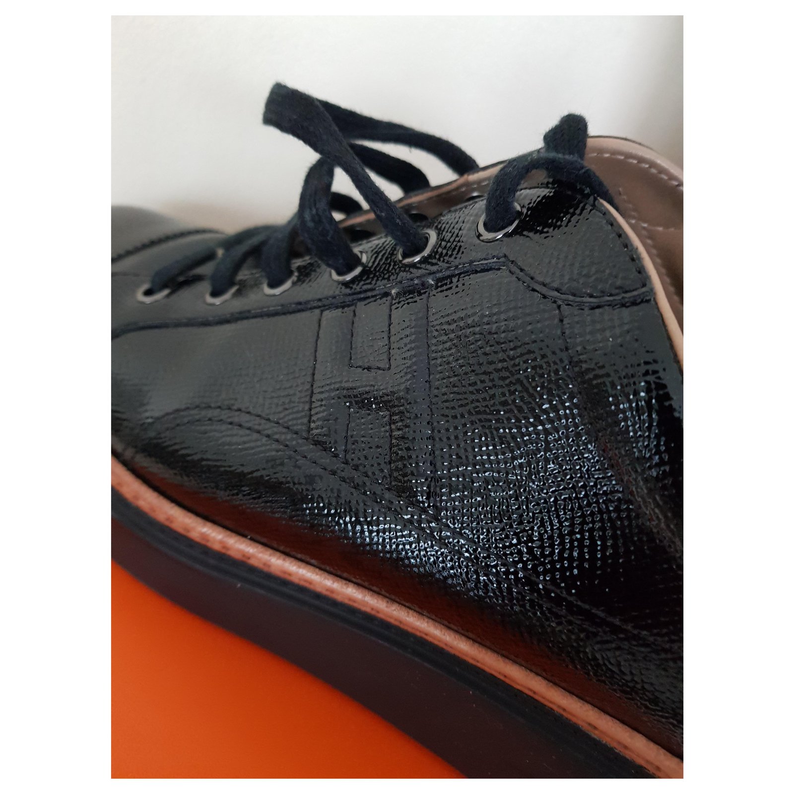 Hermès polo shirt Black Patent leather ref.239310 - Joli Closet