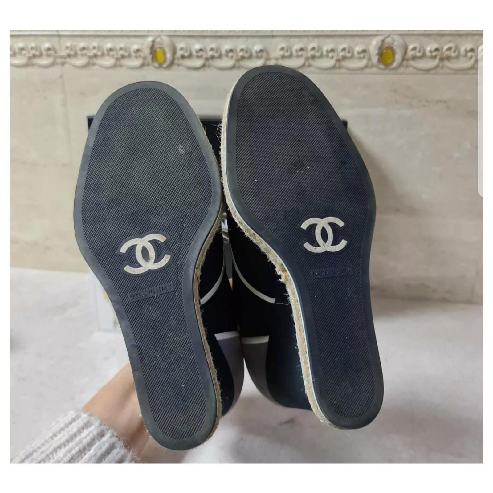 CHANEL TWO TONE CANVAS SUEDE PEARLS CC LOGO ESPADRILLE WEDGE