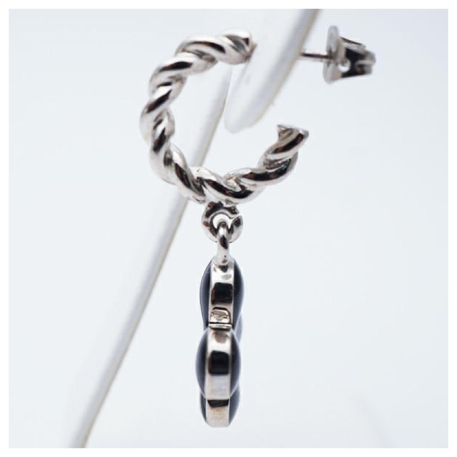 Louis Vuitton 3 piece set Boukle Dreille Sweet Monogram metal Womens  Earrings M65677 silver x black ref.243937 - Joli Closet