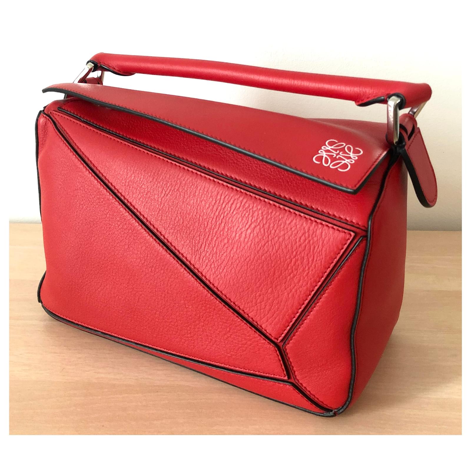 loewe bag red