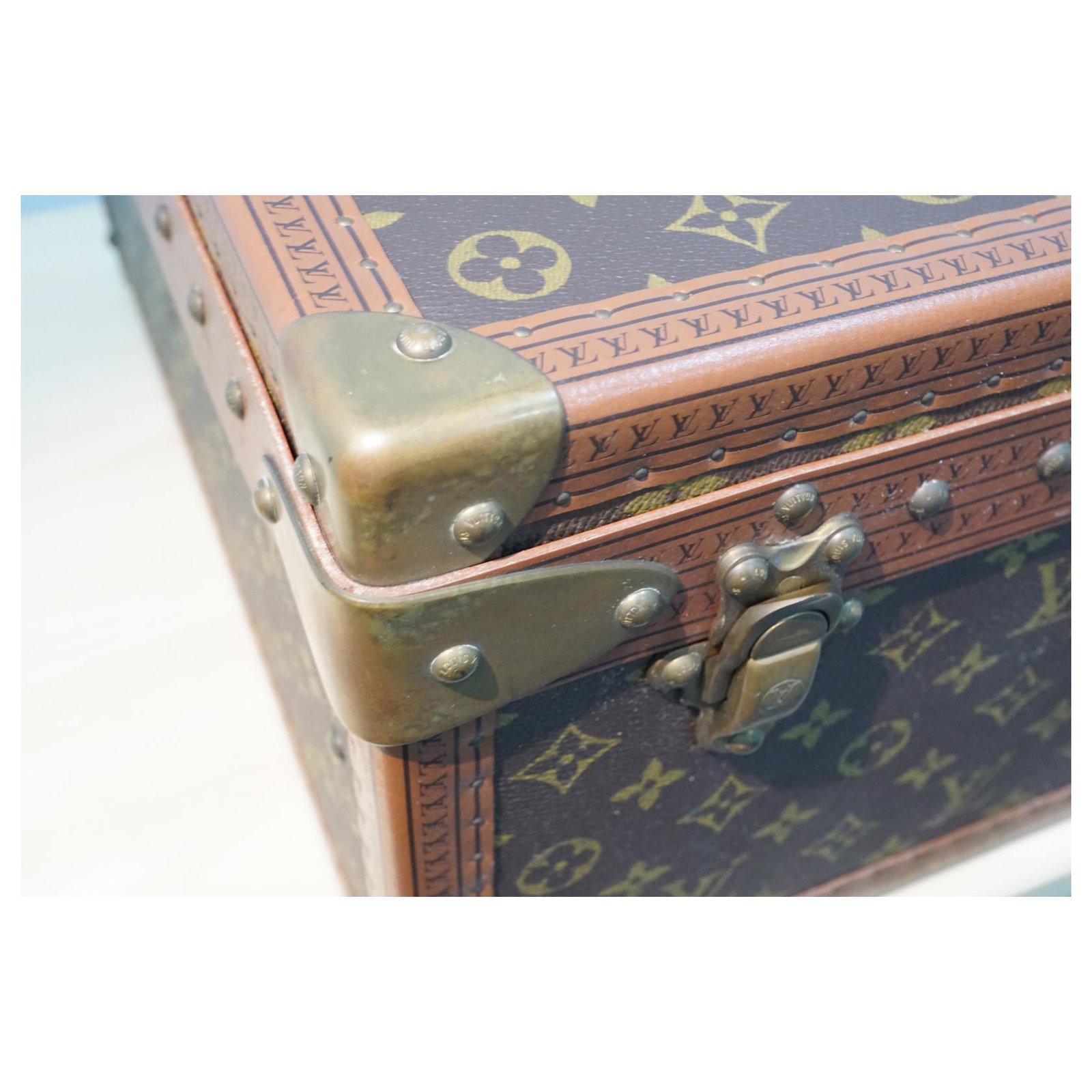 Louis Vuitton LV Vintage Monogram Hardcase Travel Cosmetic Trunk