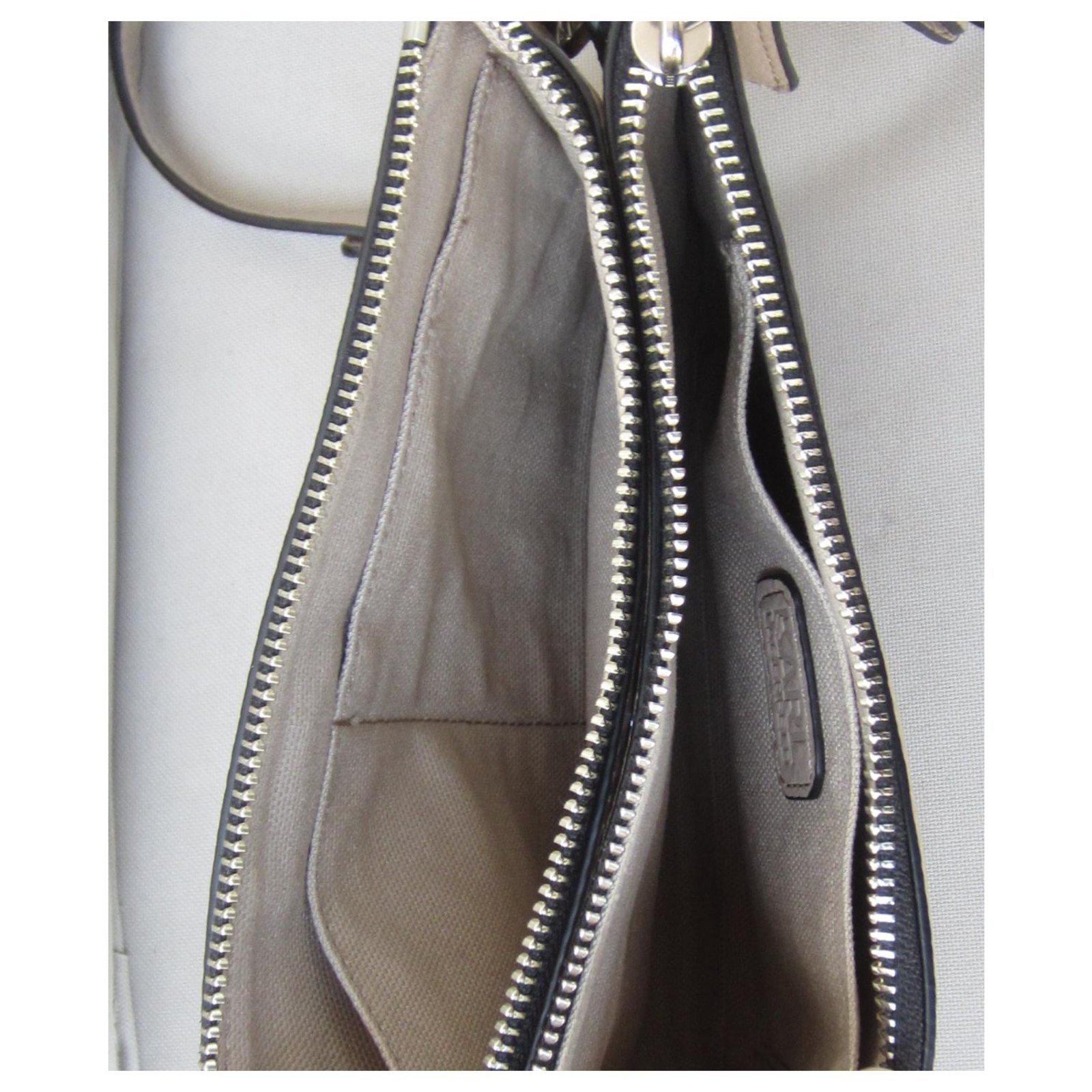 Karl Lagerfeld Clutch bags Beige Taupe Leather ref.245879 - Joli
