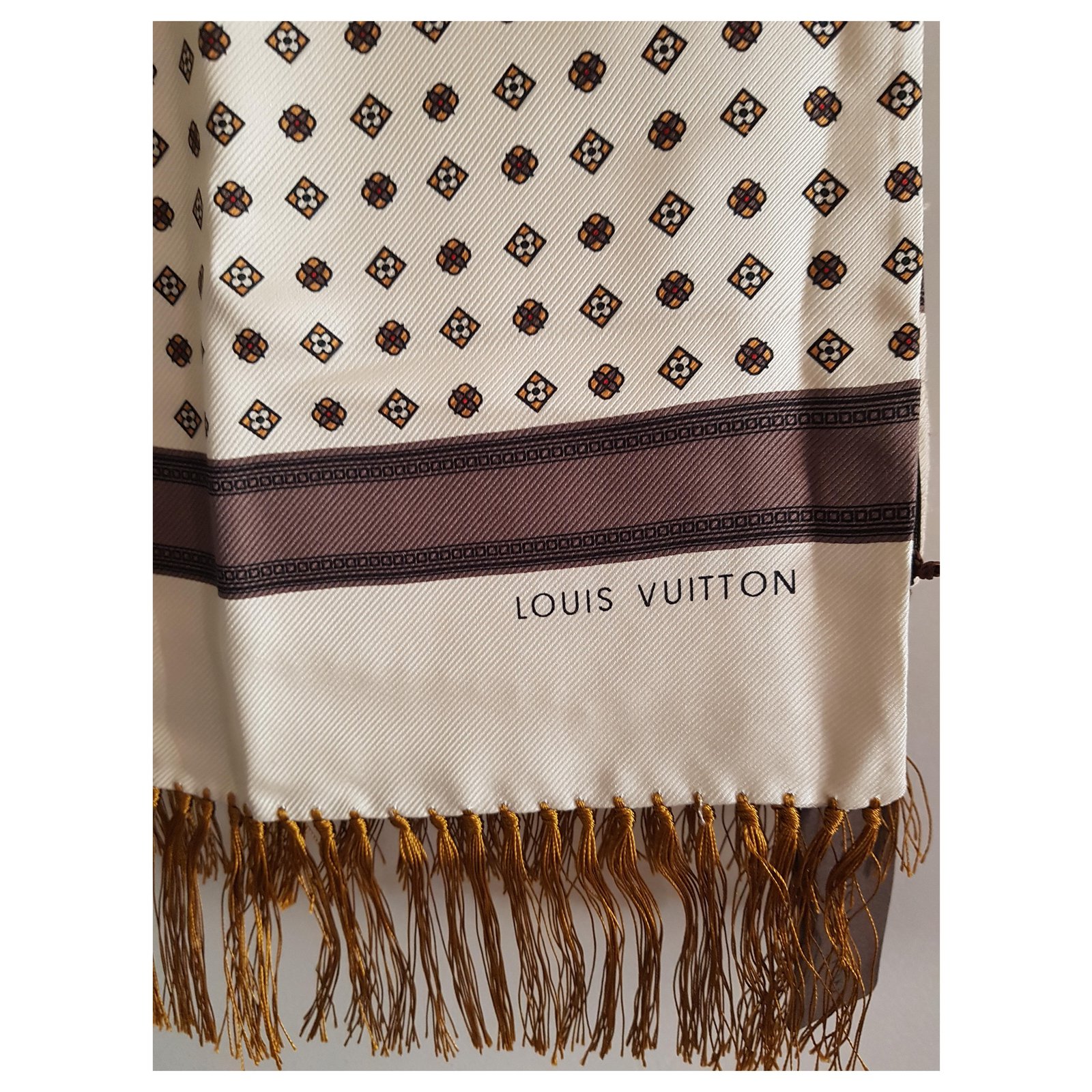Louis Vuitton Scarf Brown Silk ref.75697 - Joli Closet