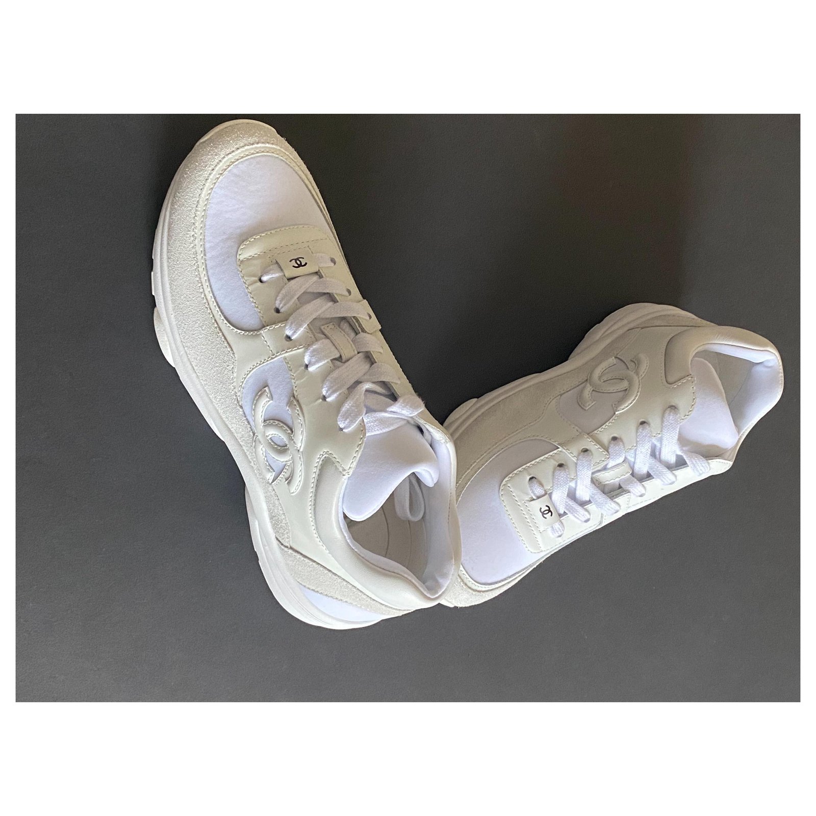 Sneakers on sale chanel bianche