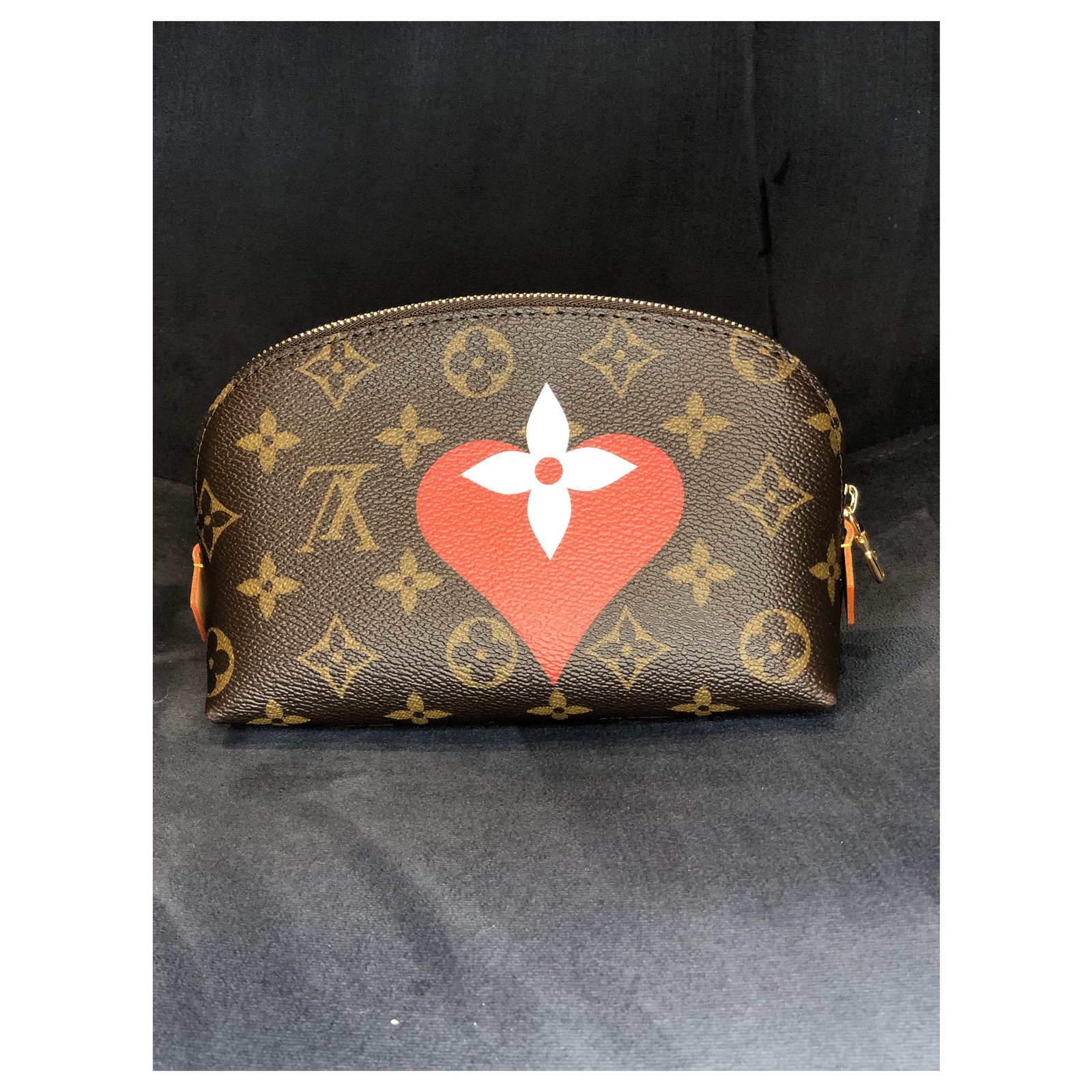 Louis Vuitton LV Game On cosmetic pouch new Brown Leather ref