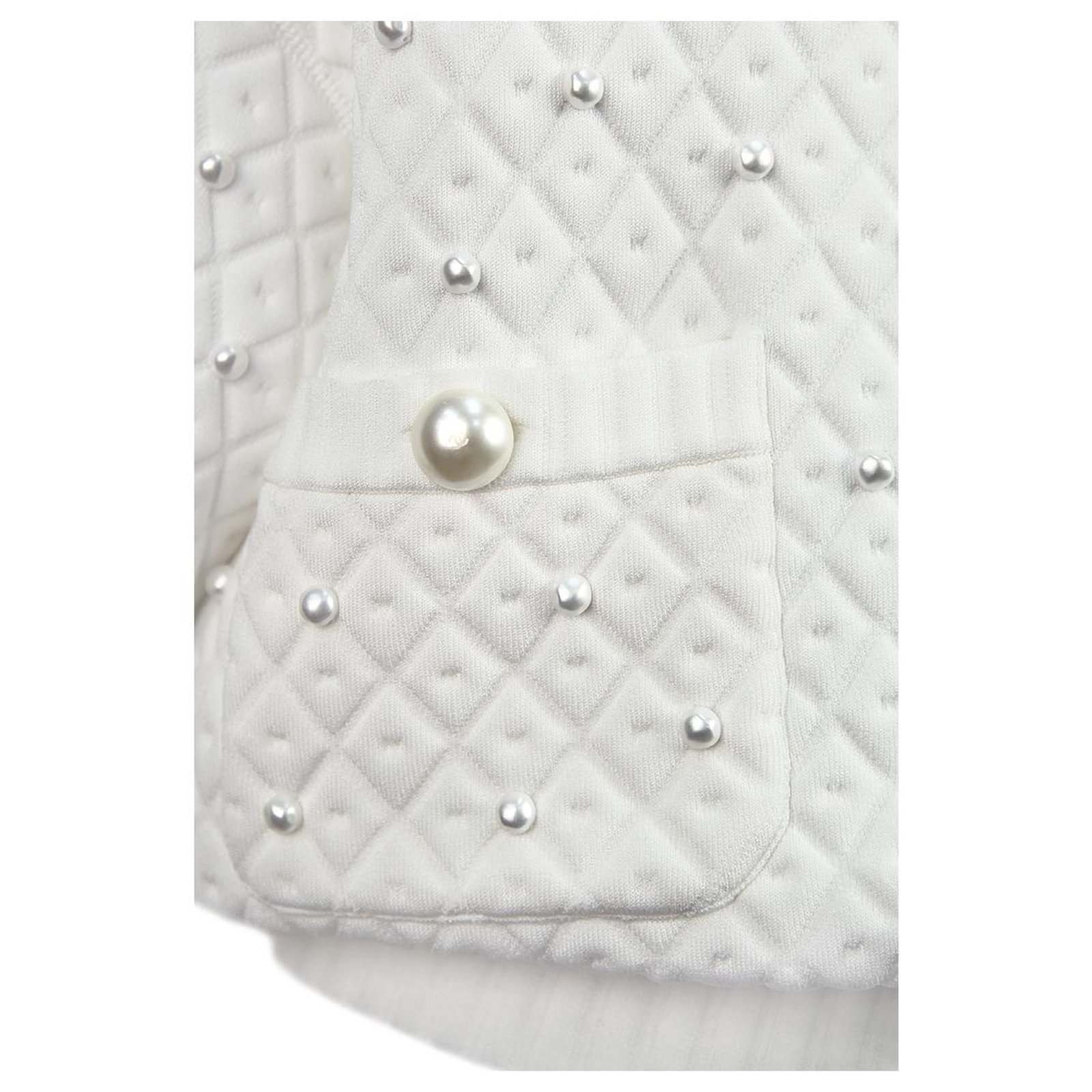 Chanel Cocomark Pearl Knit Dress White Viscose ref.661717 - Joli Closet