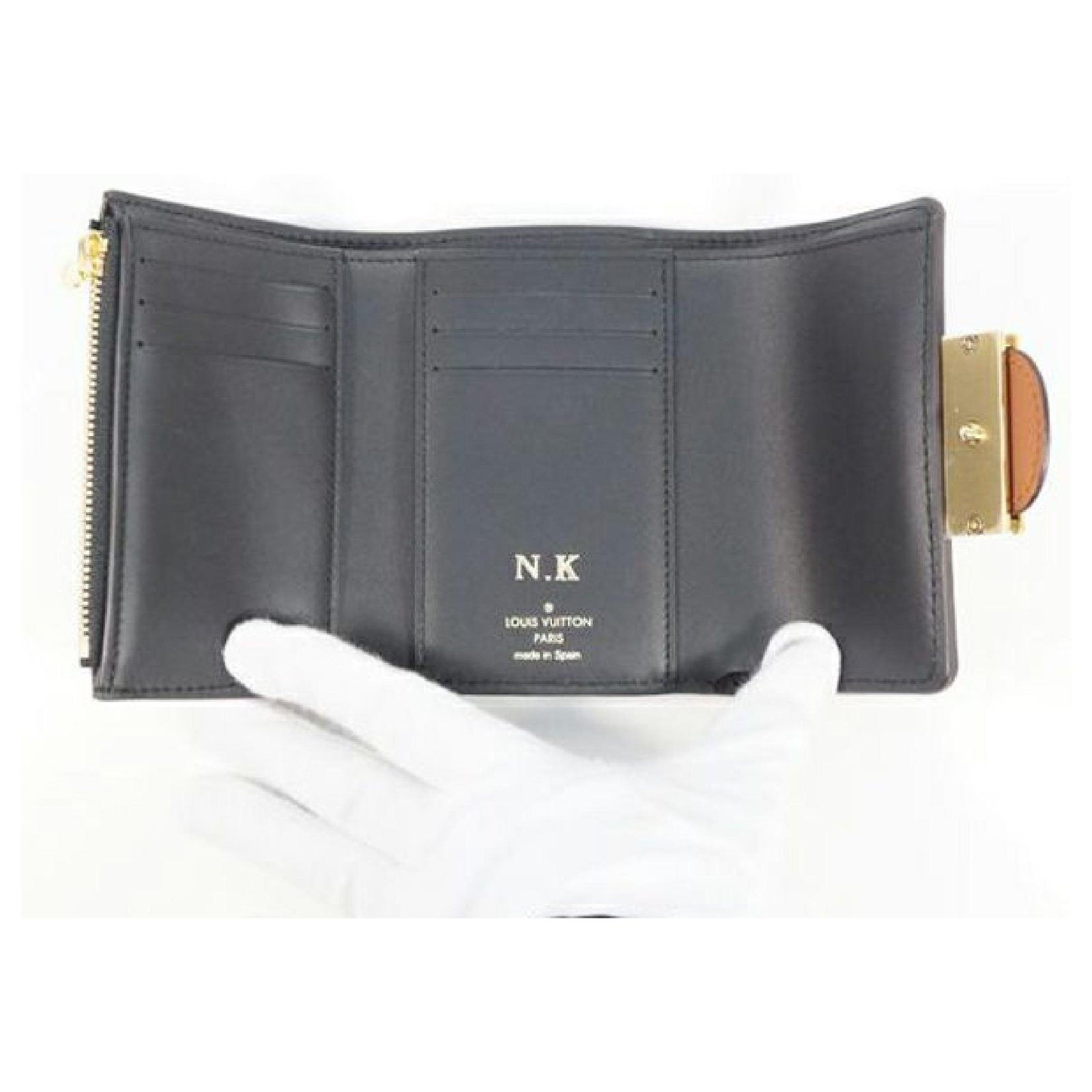 Louis Vuitton Dauphine Compact Wallet (M68725)