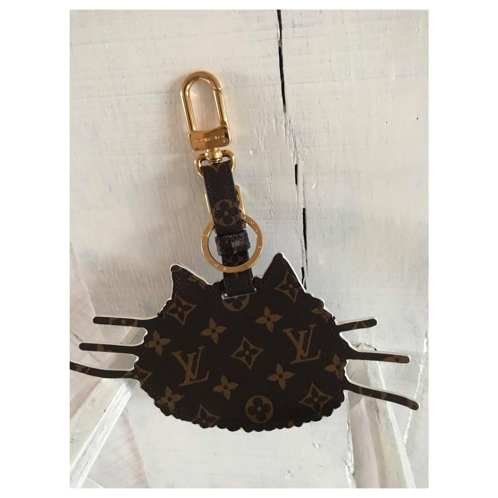 Louis Vuitton Pumpkin Cat Brown Black Pink White Gold hardware Leather  ref.256783 - Joli Closet