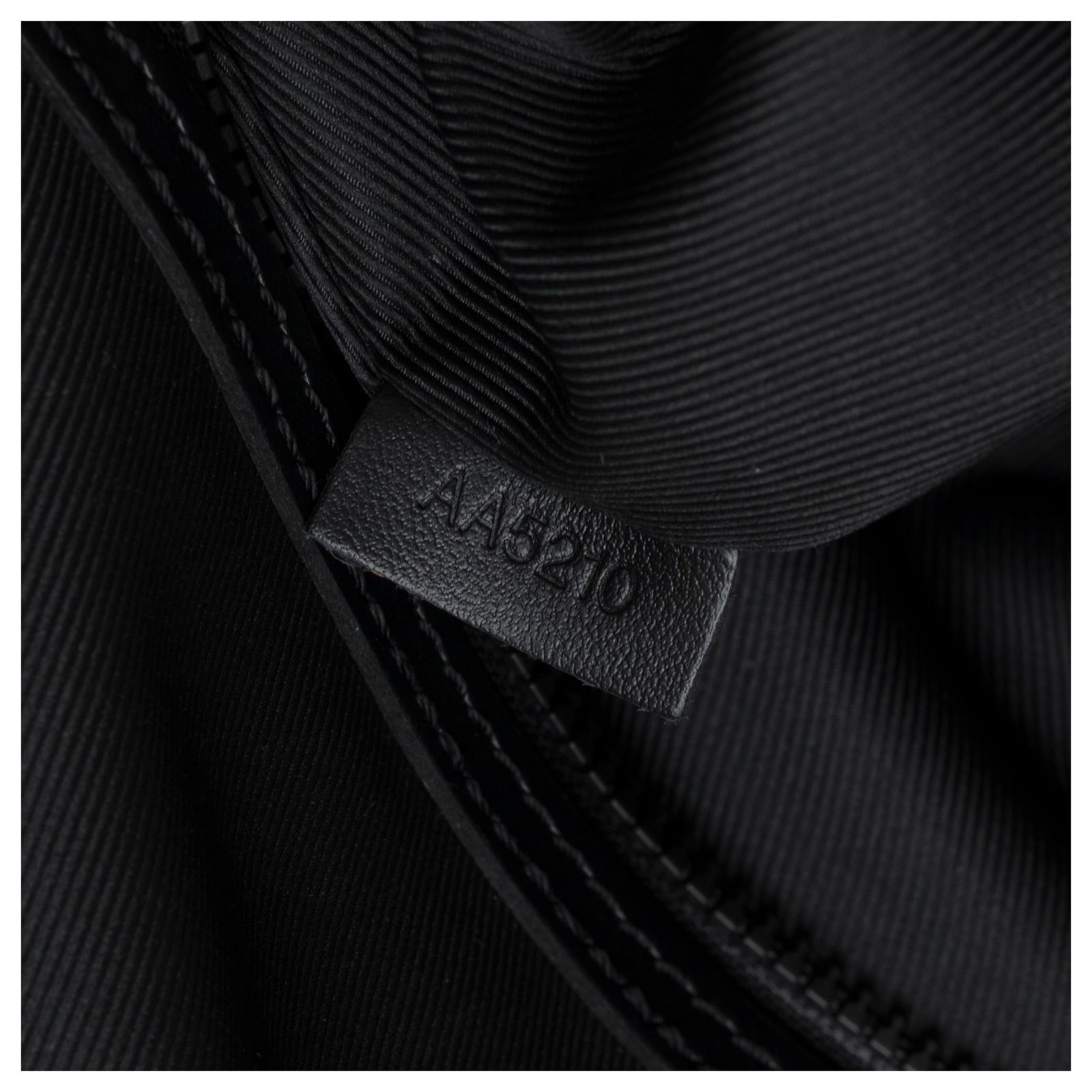 New / Limited edition / Spring-Summer men's fashion shows 2021/ Louis  Vuitton Keepall 50 Friends shoulder strap Brown Black Orange Leather  Cloth ref.257126 - Joli Closet